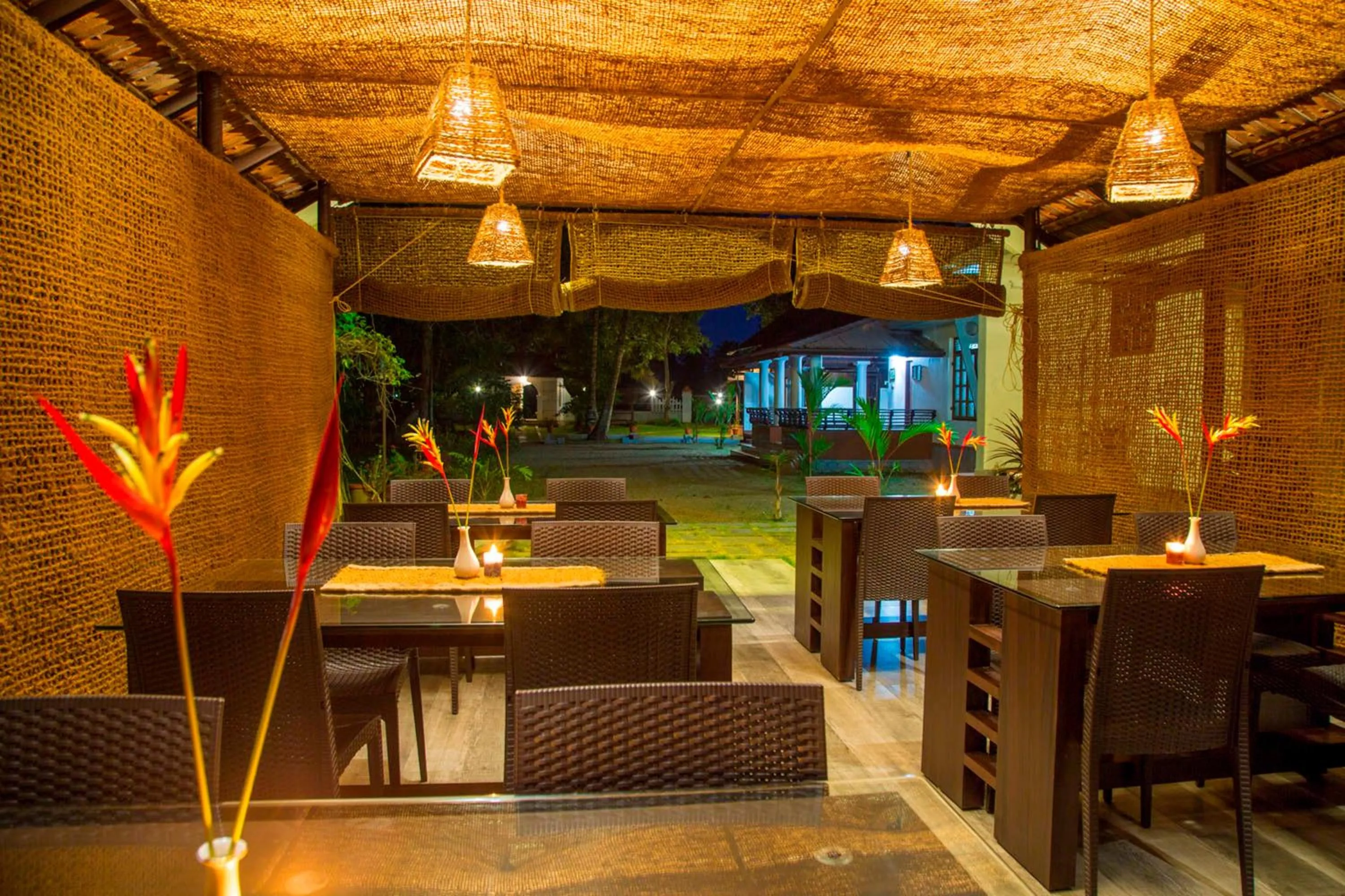 Restaurant/places to eat in Kurialacherry House Alleppey