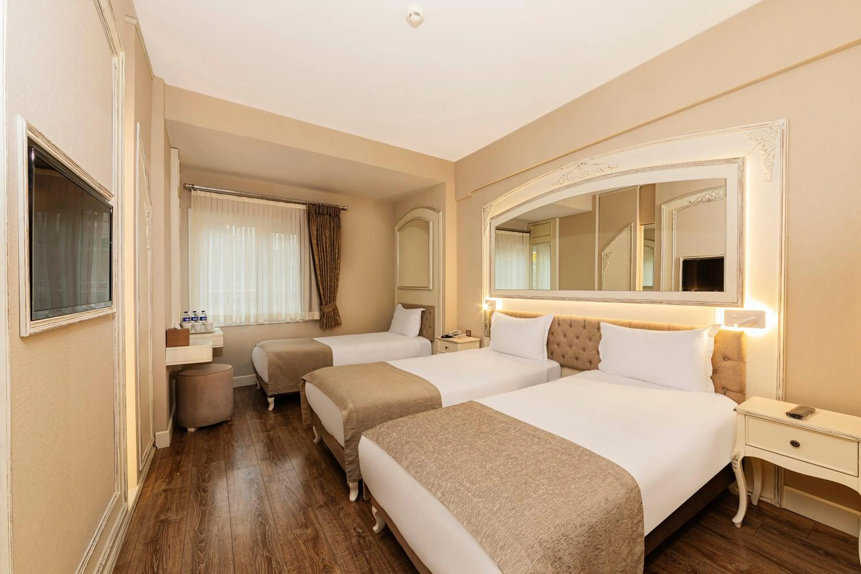 Bed in Hotel Yasmak Sultan