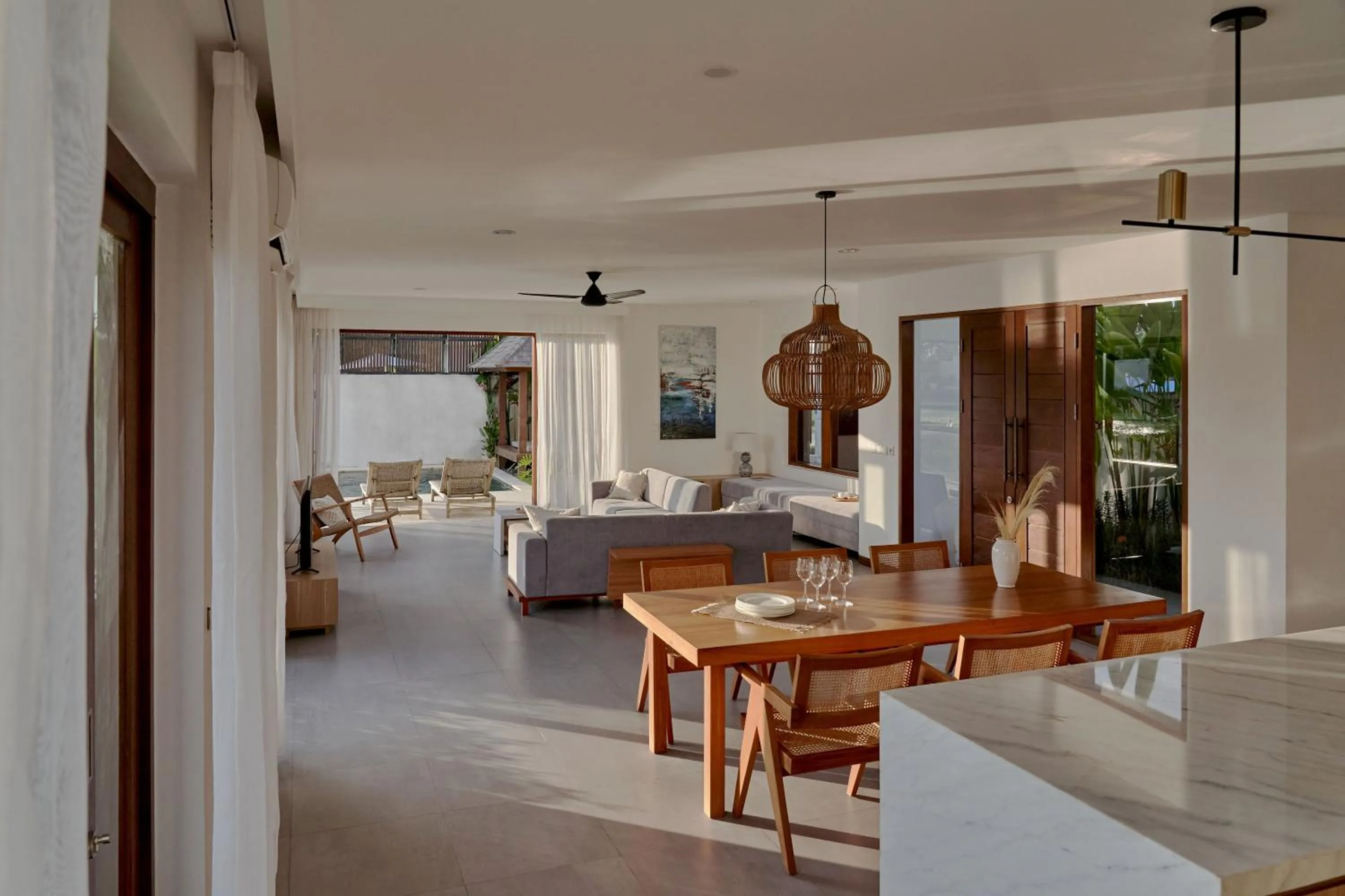 TV and multimedia in Om Cemagi Beach Villa Canggu