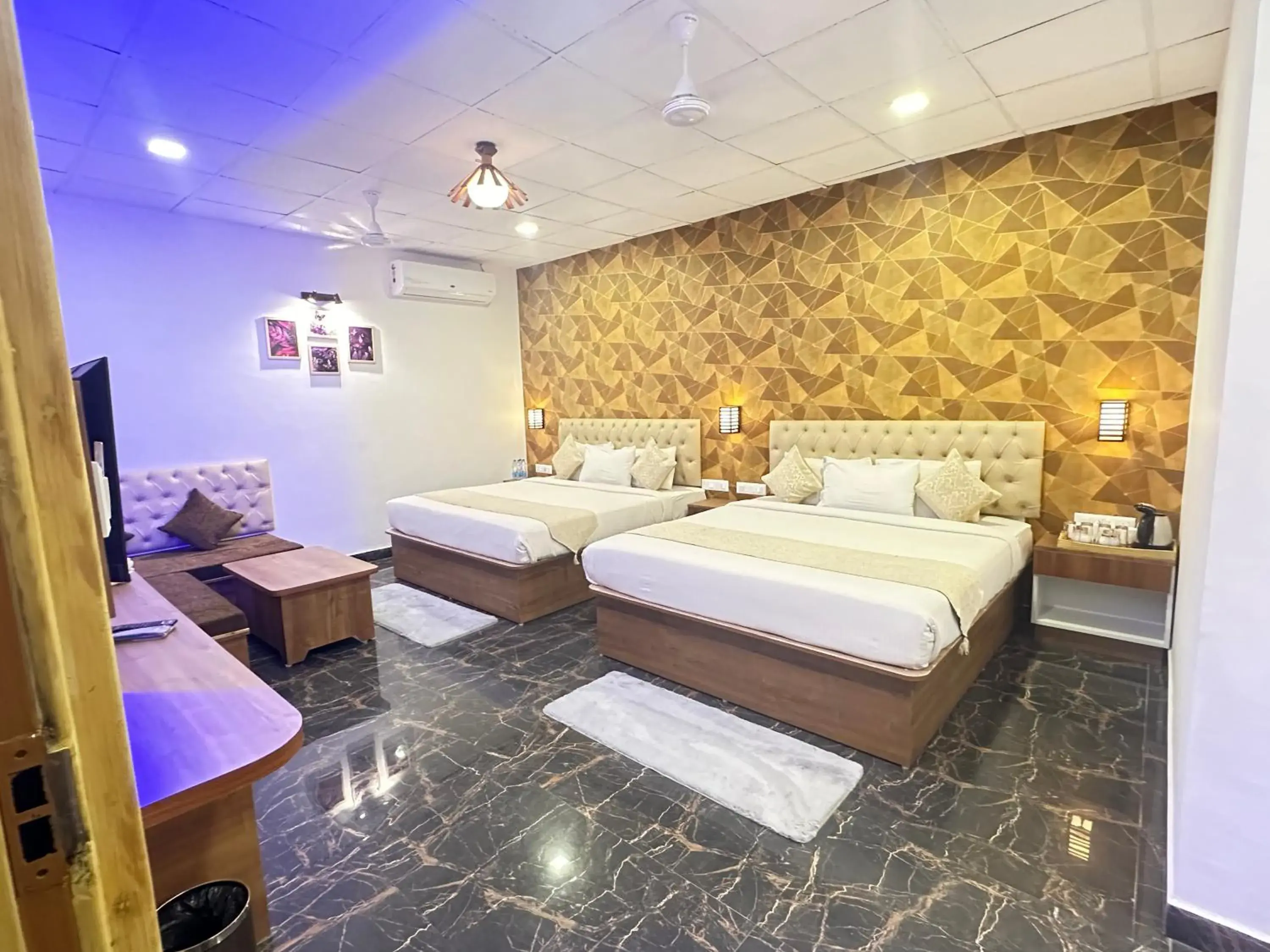 Deluxe Family Room in Shine Residency Deluxe Family Room in Shine Residency