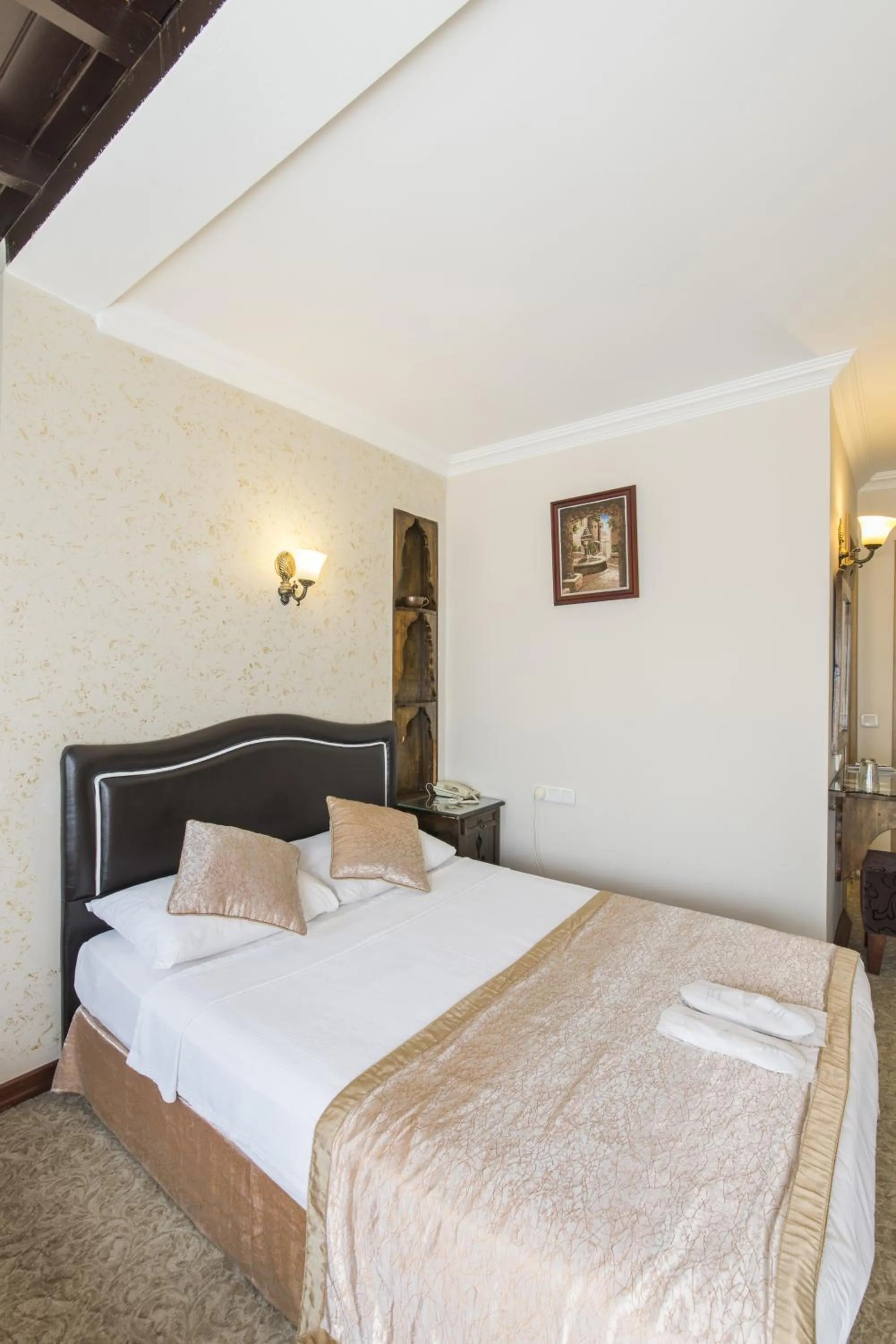 Bed in Naz Wooden House Inn