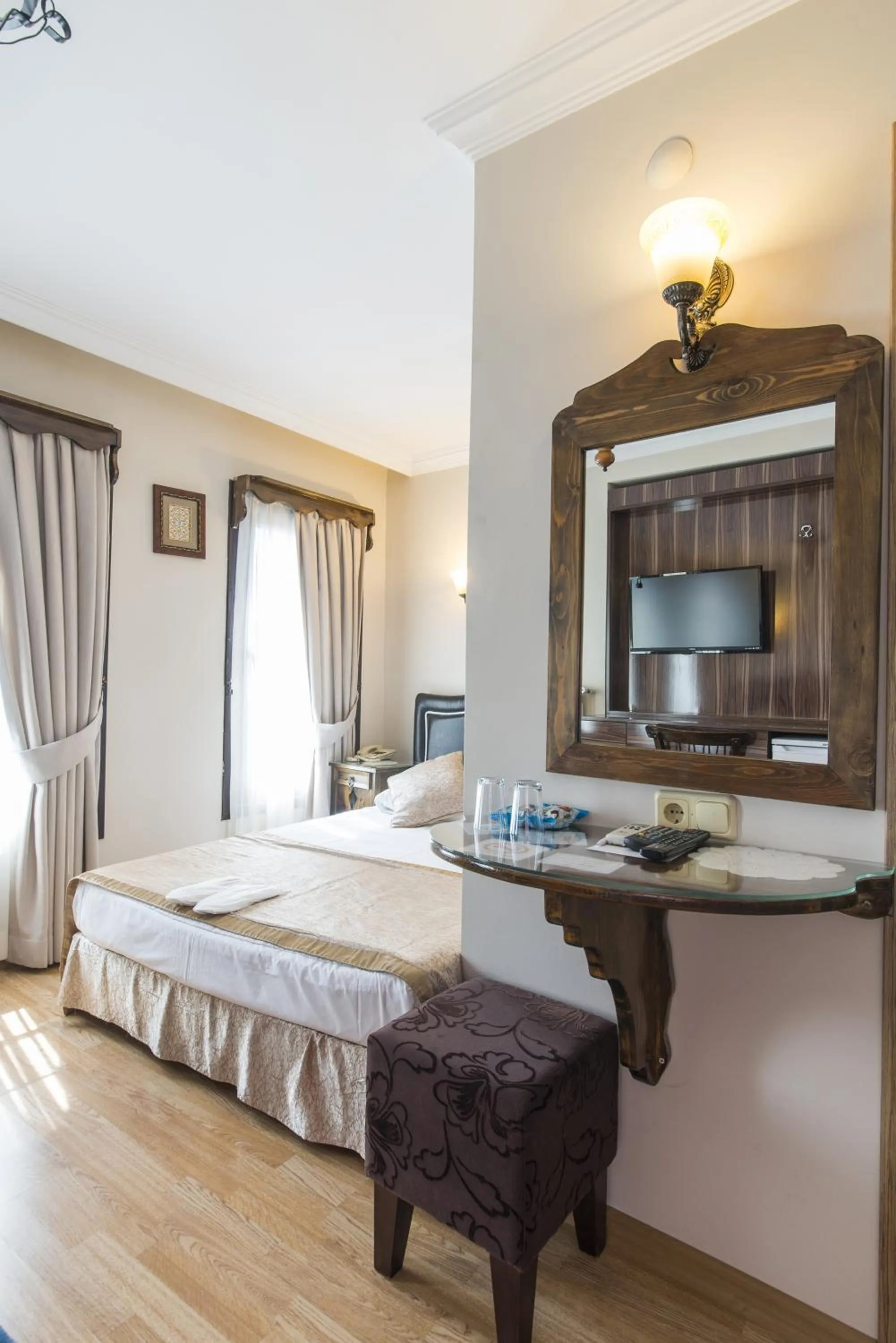 Bed in Naz Wooden House Inn