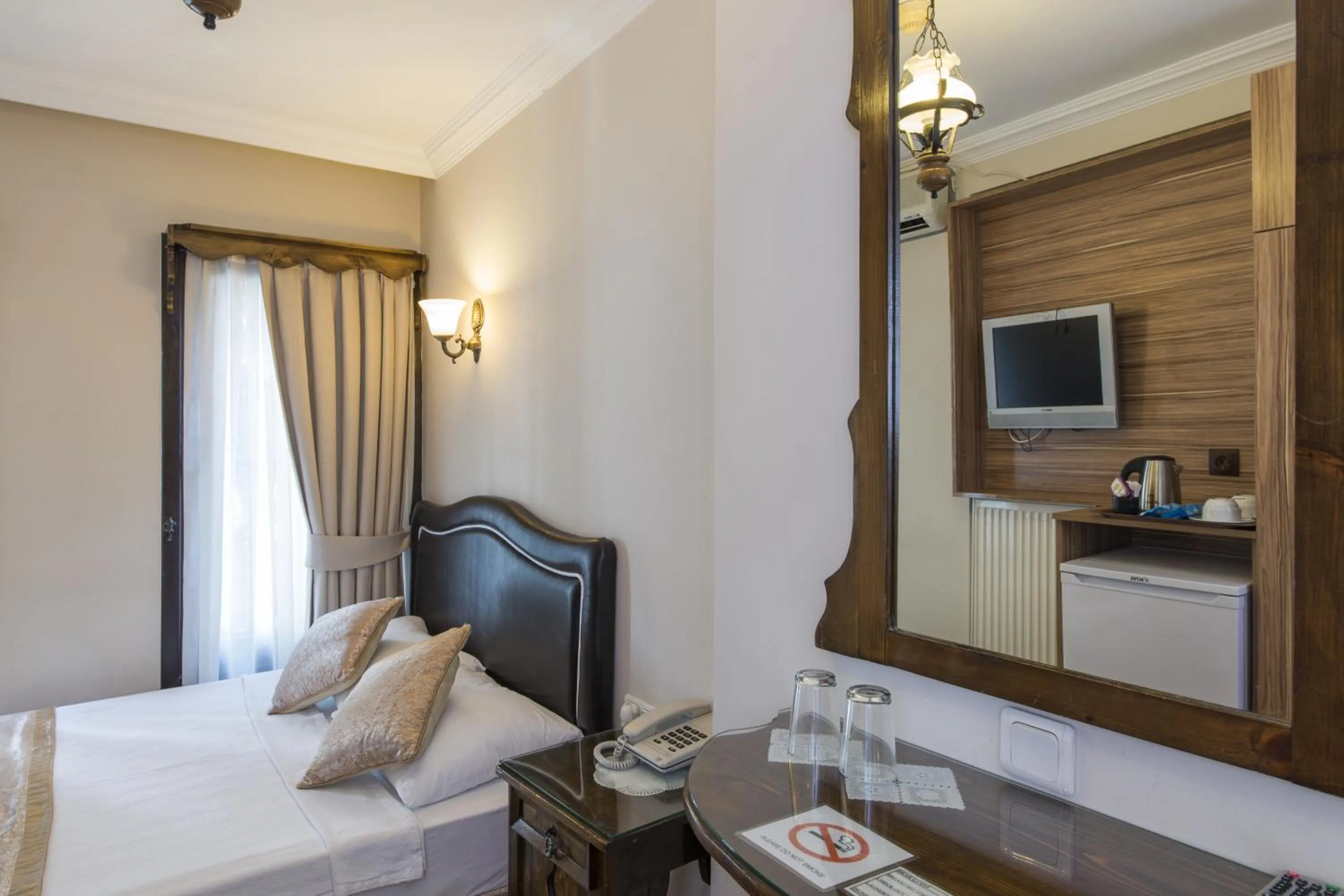 Bed in Naz Wooden House Inn