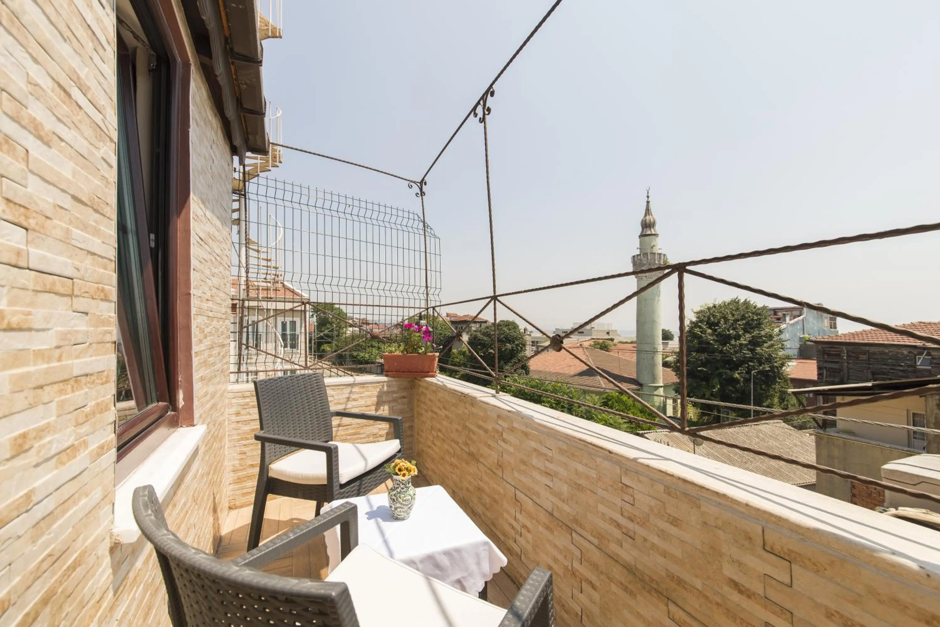 Balcony/Terrace in Naz Wooden House Inn