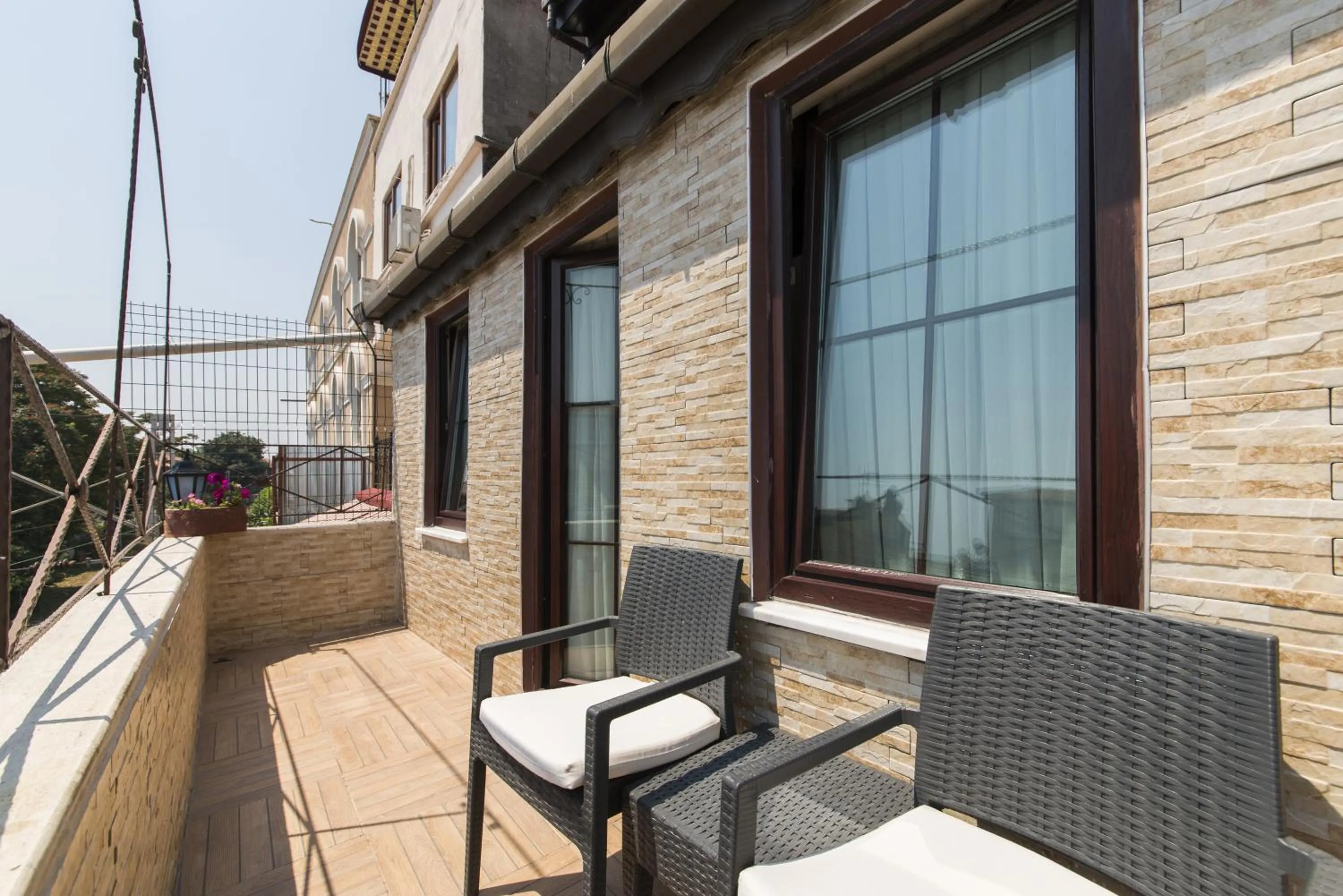 Balcony/Terrace in Naz Wooden House Inn