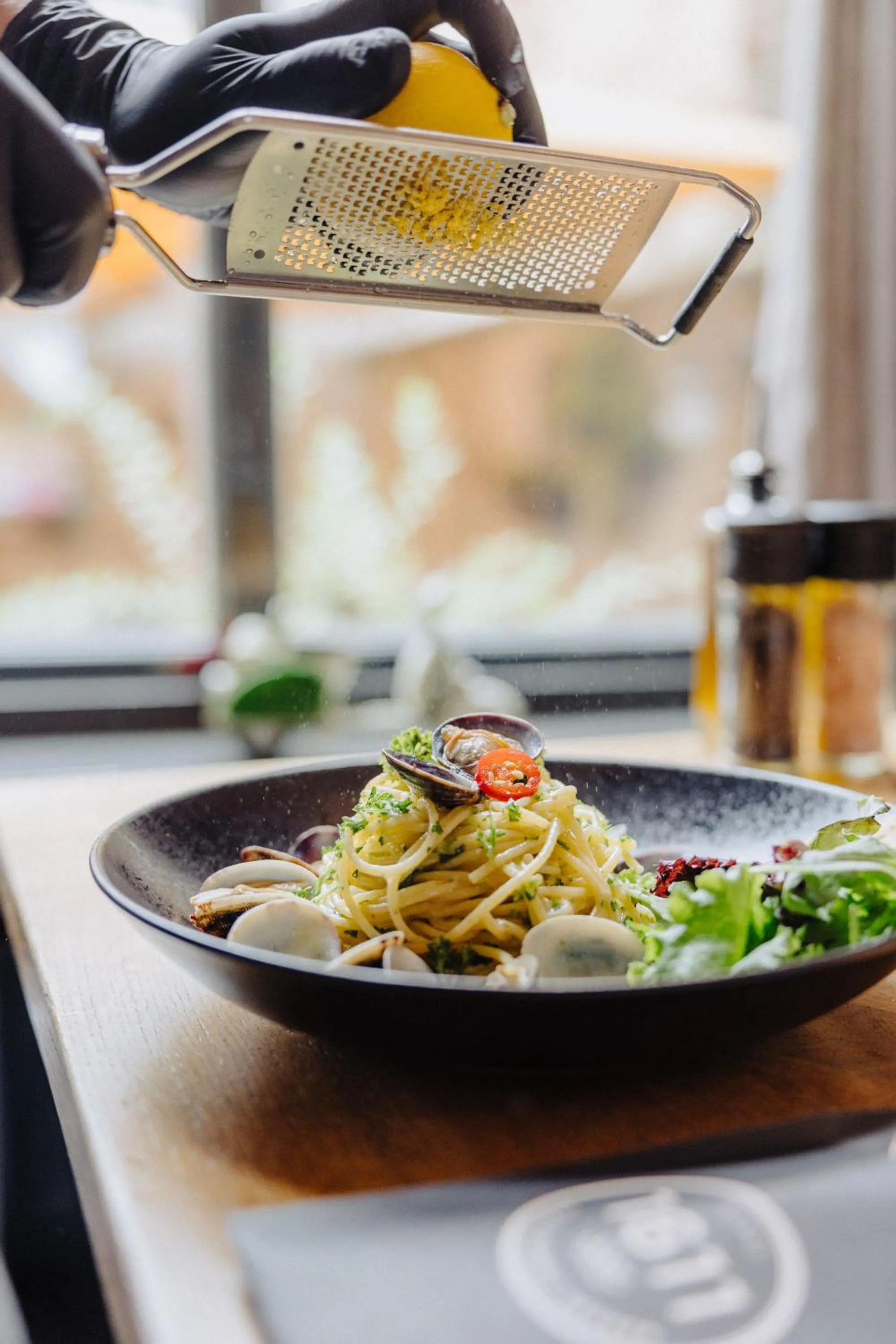 Restaurant/places to eat in Hotel De Heeren