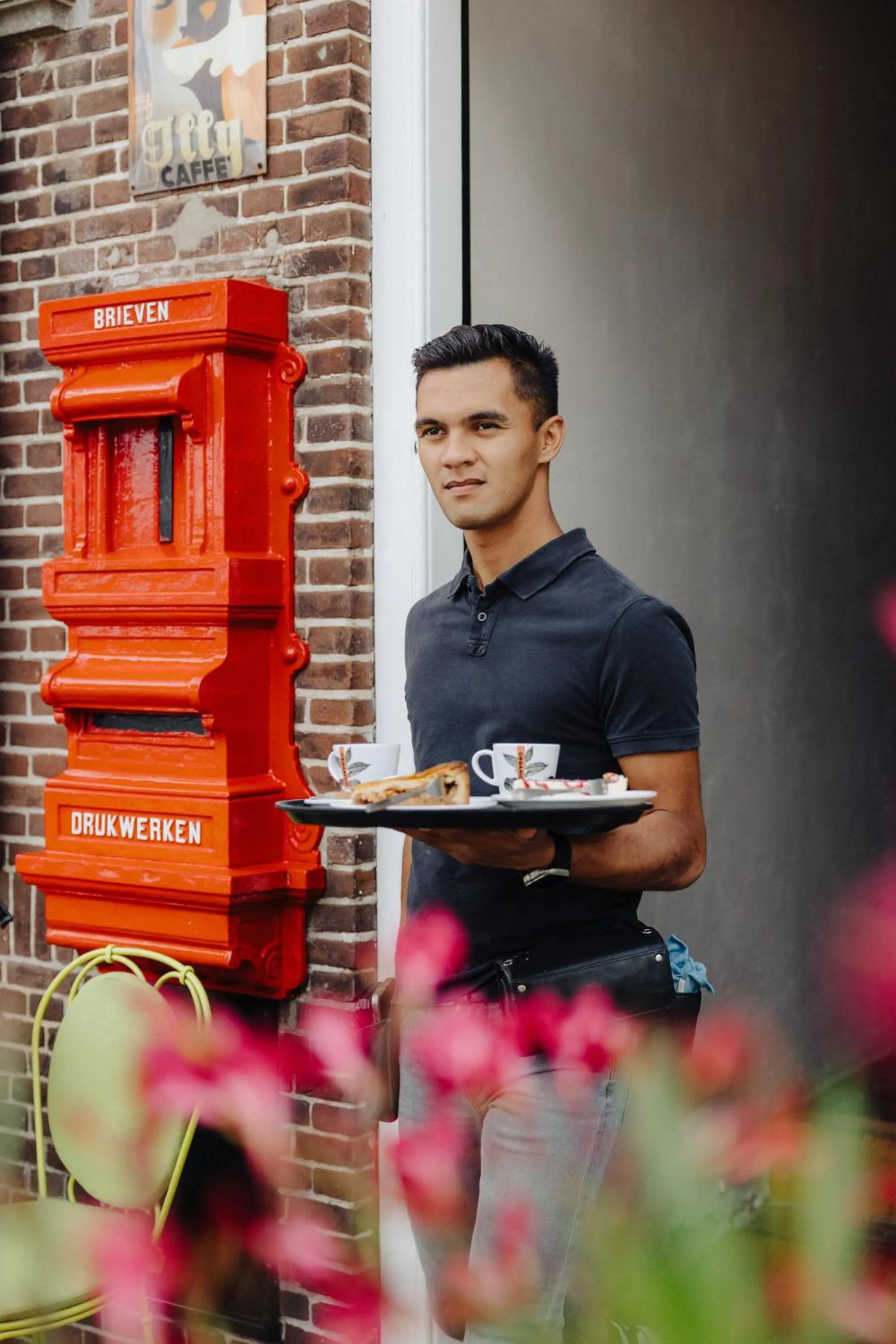 Restaurant/places to eat in Hotel De Heeren