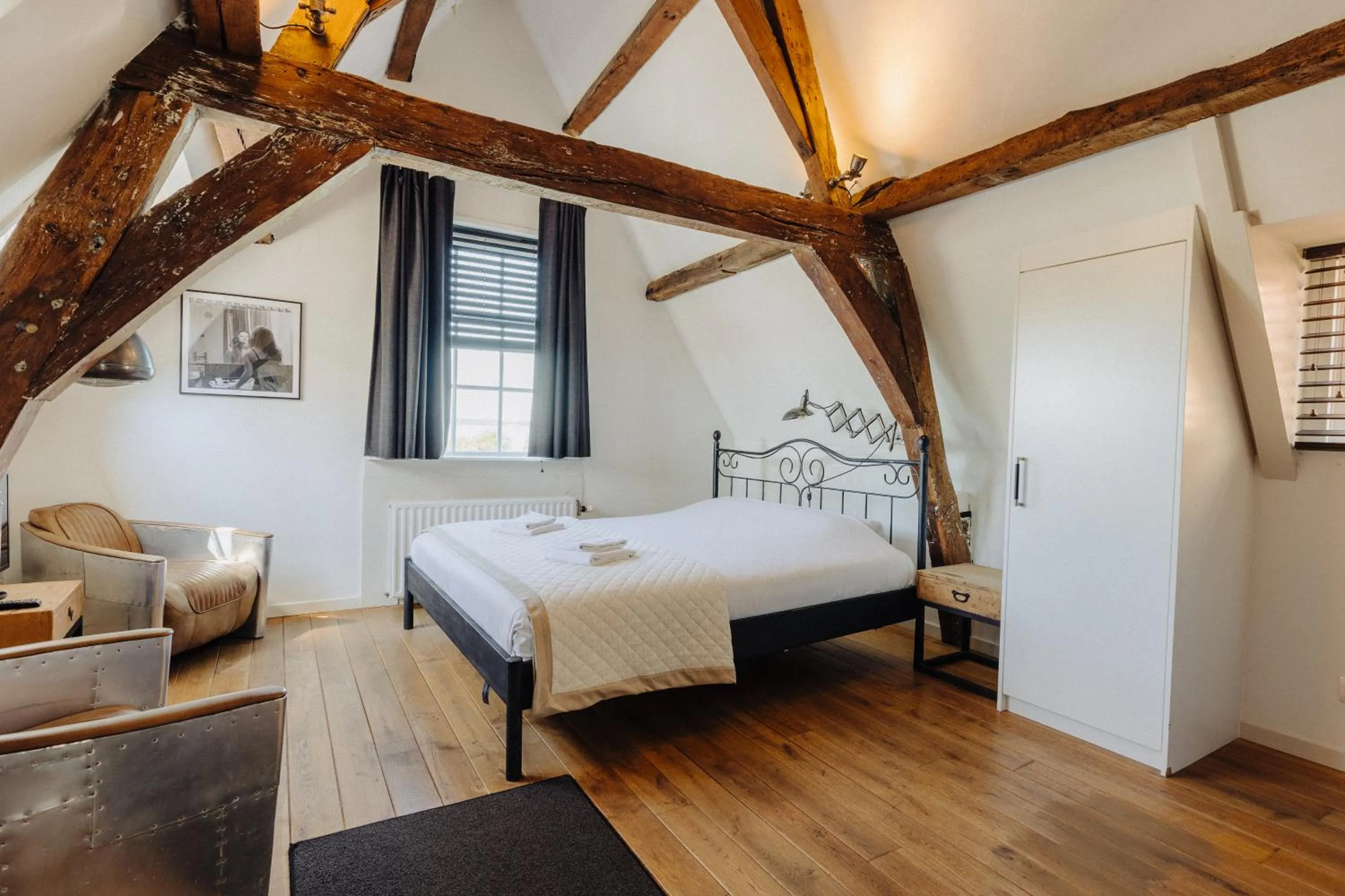 Bed in Hotel De Heeren