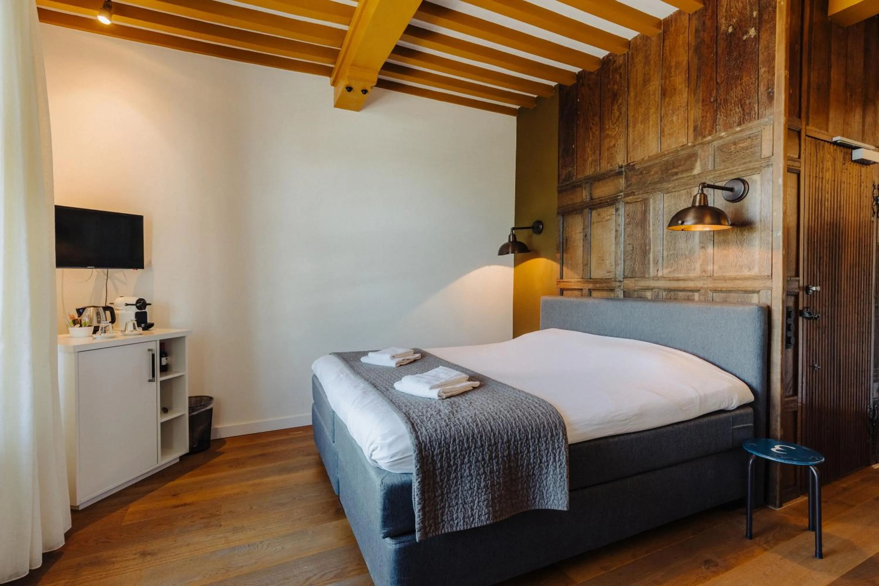 Bed in Hotel De Heeren