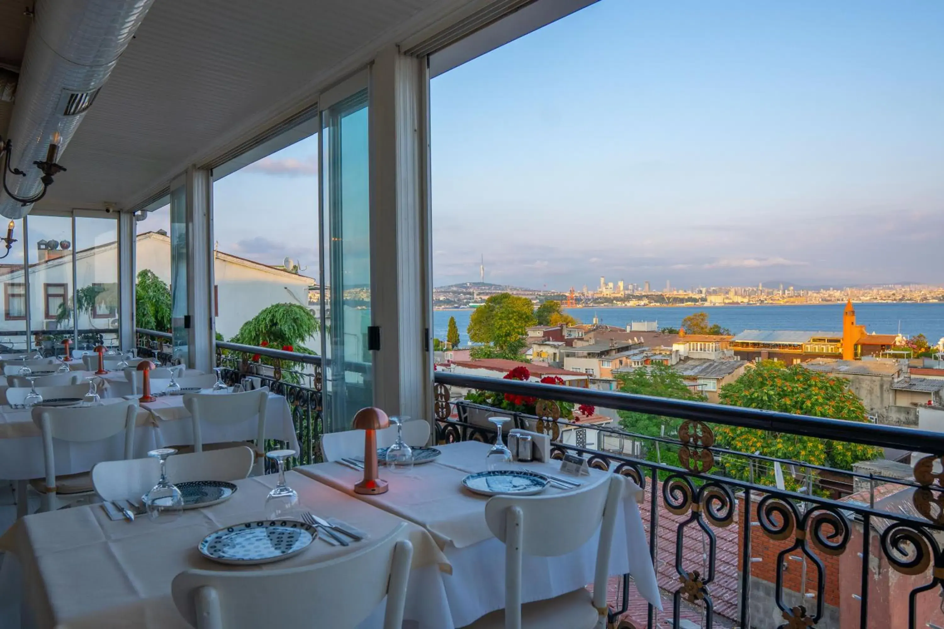 Restaurant/places to eat in Avicenna Hotel Sultanahmet Restaurant/places to eat in Avicenna Hotel Sultanahmet