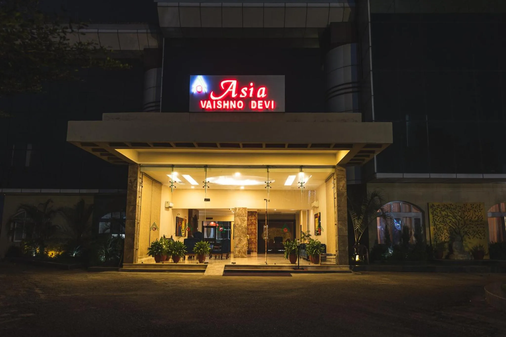 Facade/entrance in Hotel Asia Vaishnodevi By Geetanjali Group of Hotels