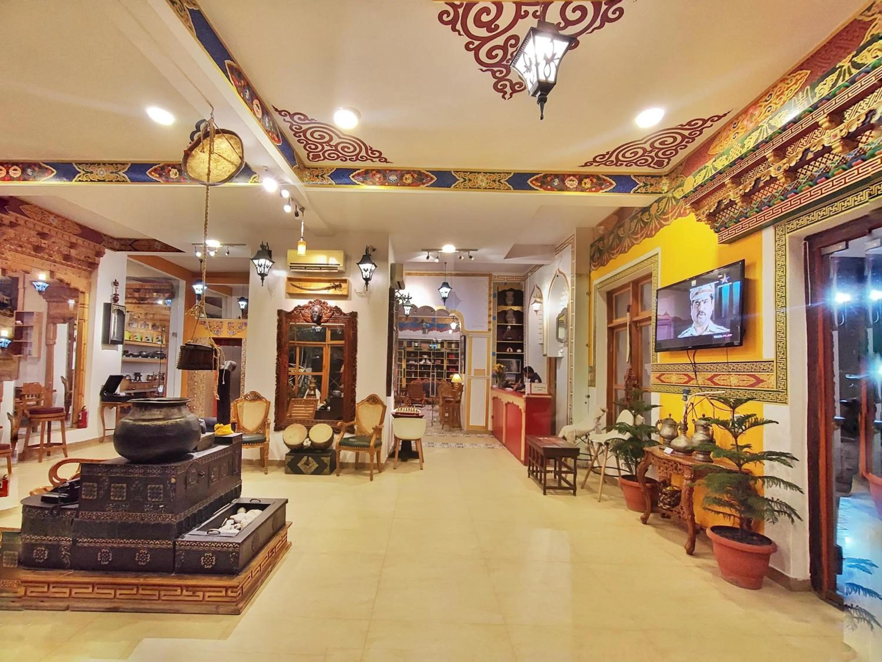 Lobby or reception in Hotel Grand Himalaya