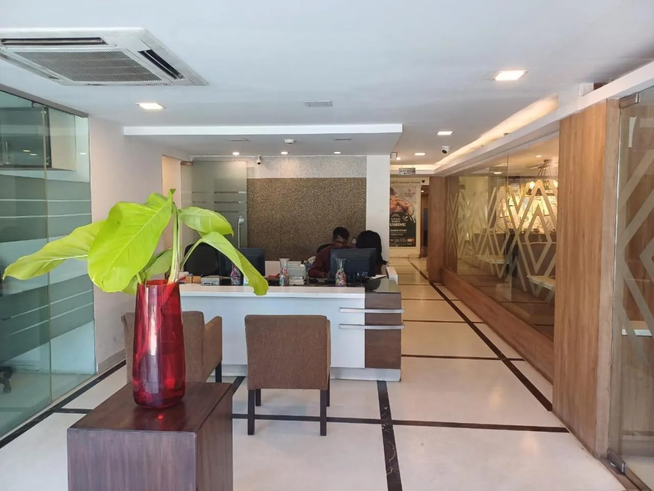 Lobby or reception in Hotel Marina Inn Egmore Chennai