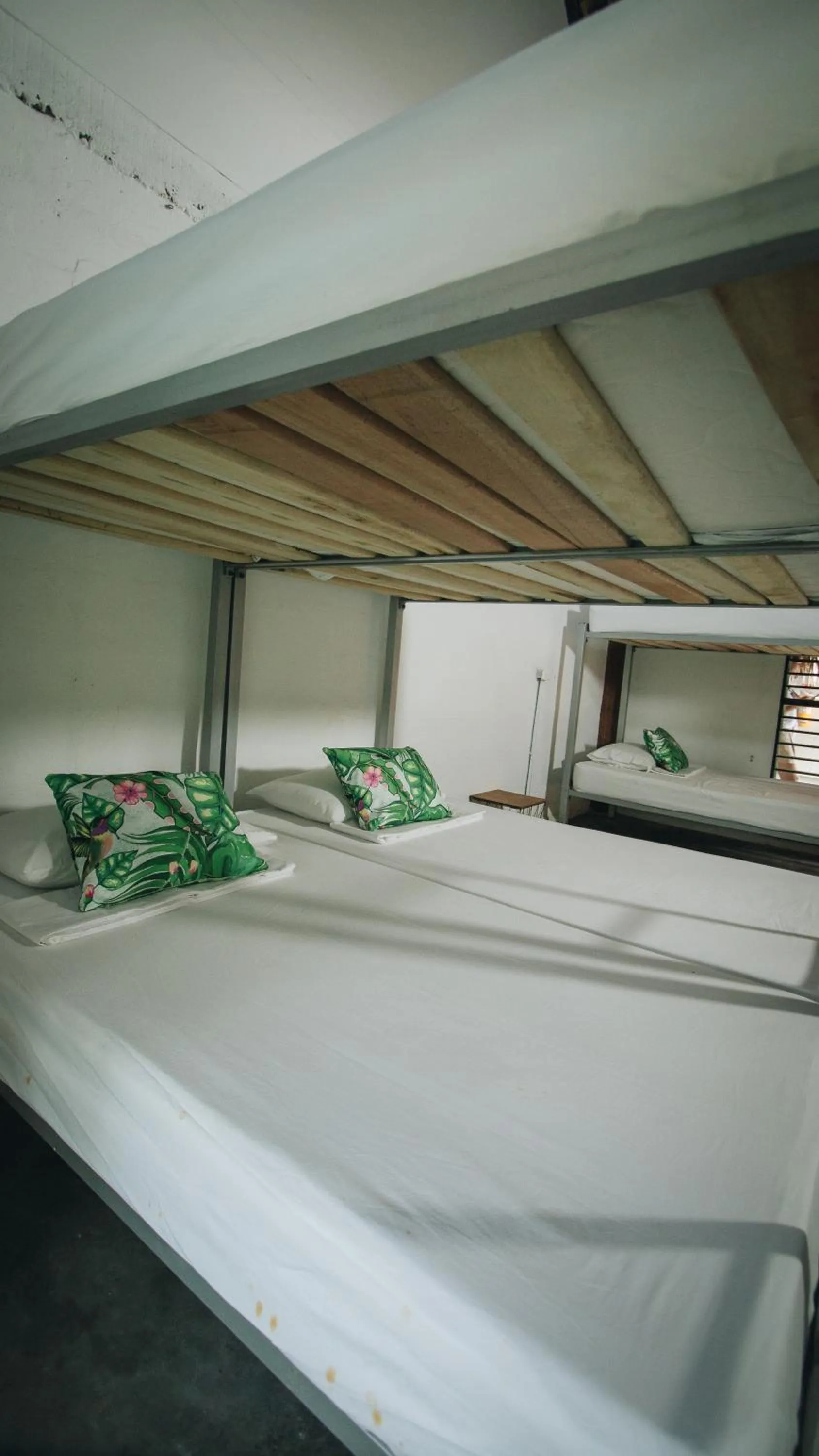 bunk bed, Bed in Makenke Hostel By Los Colores Ecoparque