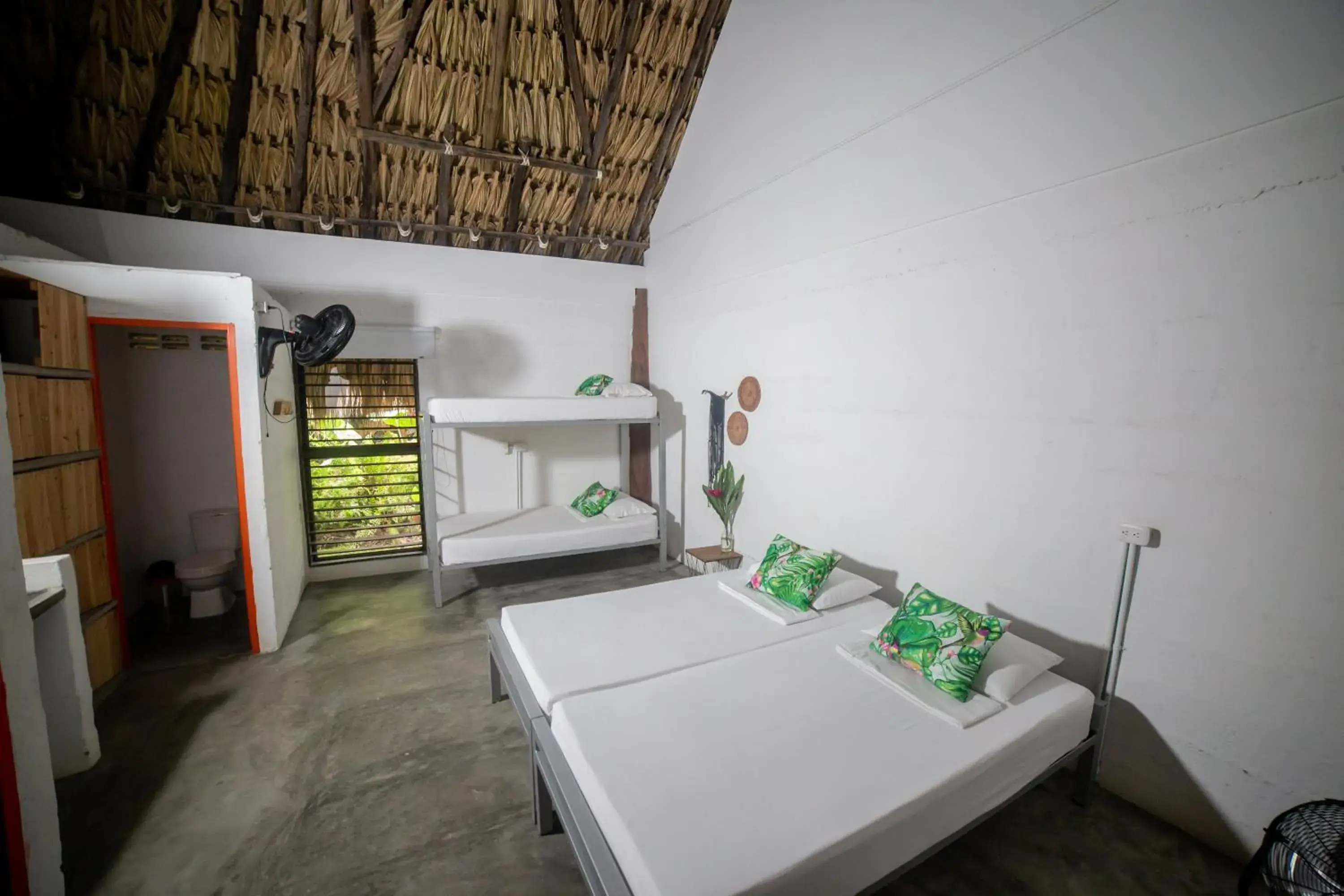 Budget Double Room in Makenke Hostel By Los Colores Ecoparque Budget Double Room in Makenke Hostel By Los Colores Ecoparque