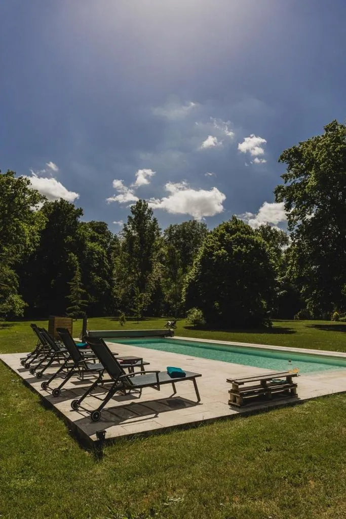 Garden view in Domaine de Montizeau