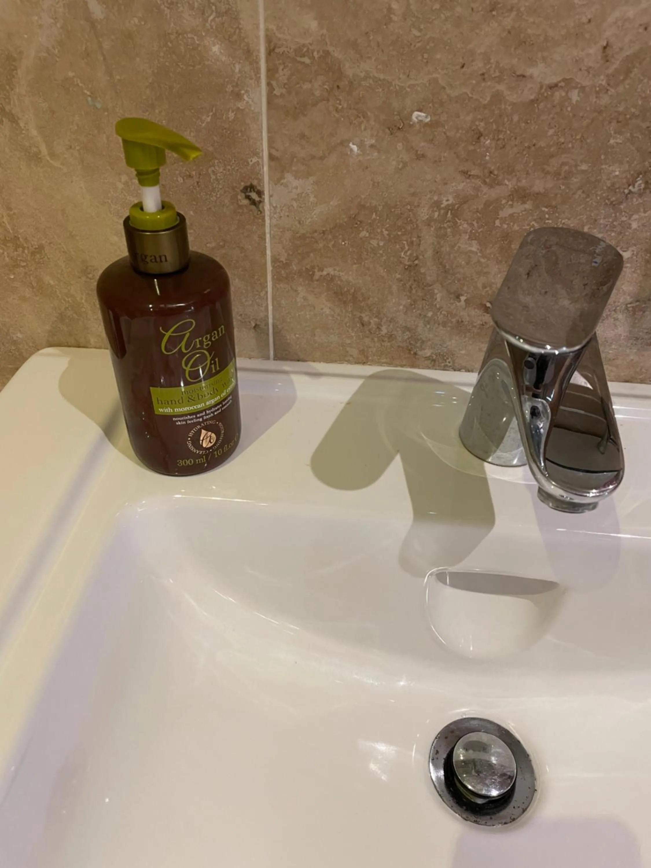 Bathroom in Brackfield House