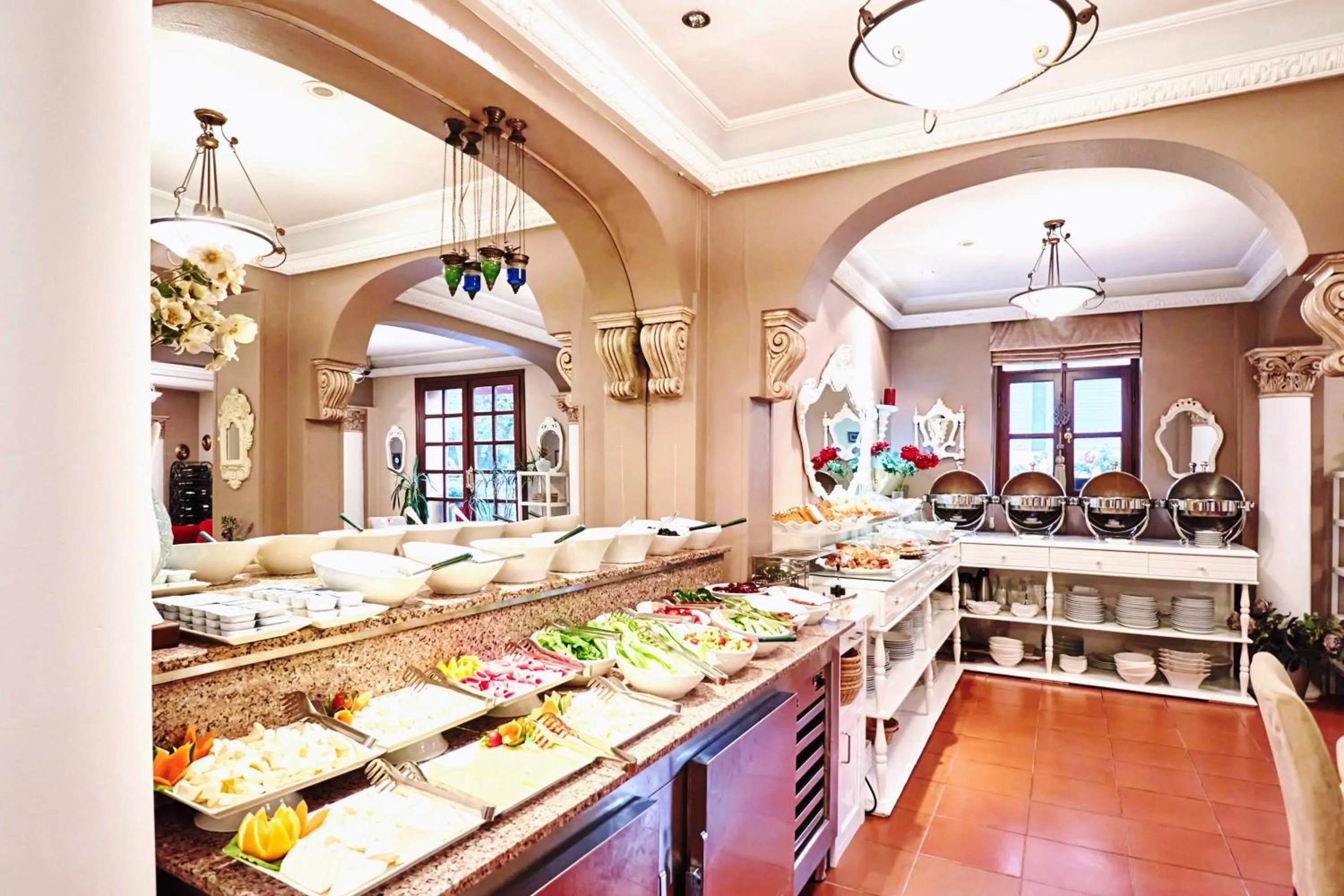 Buffet breakfast in Celal Sultan Hotel Special Class