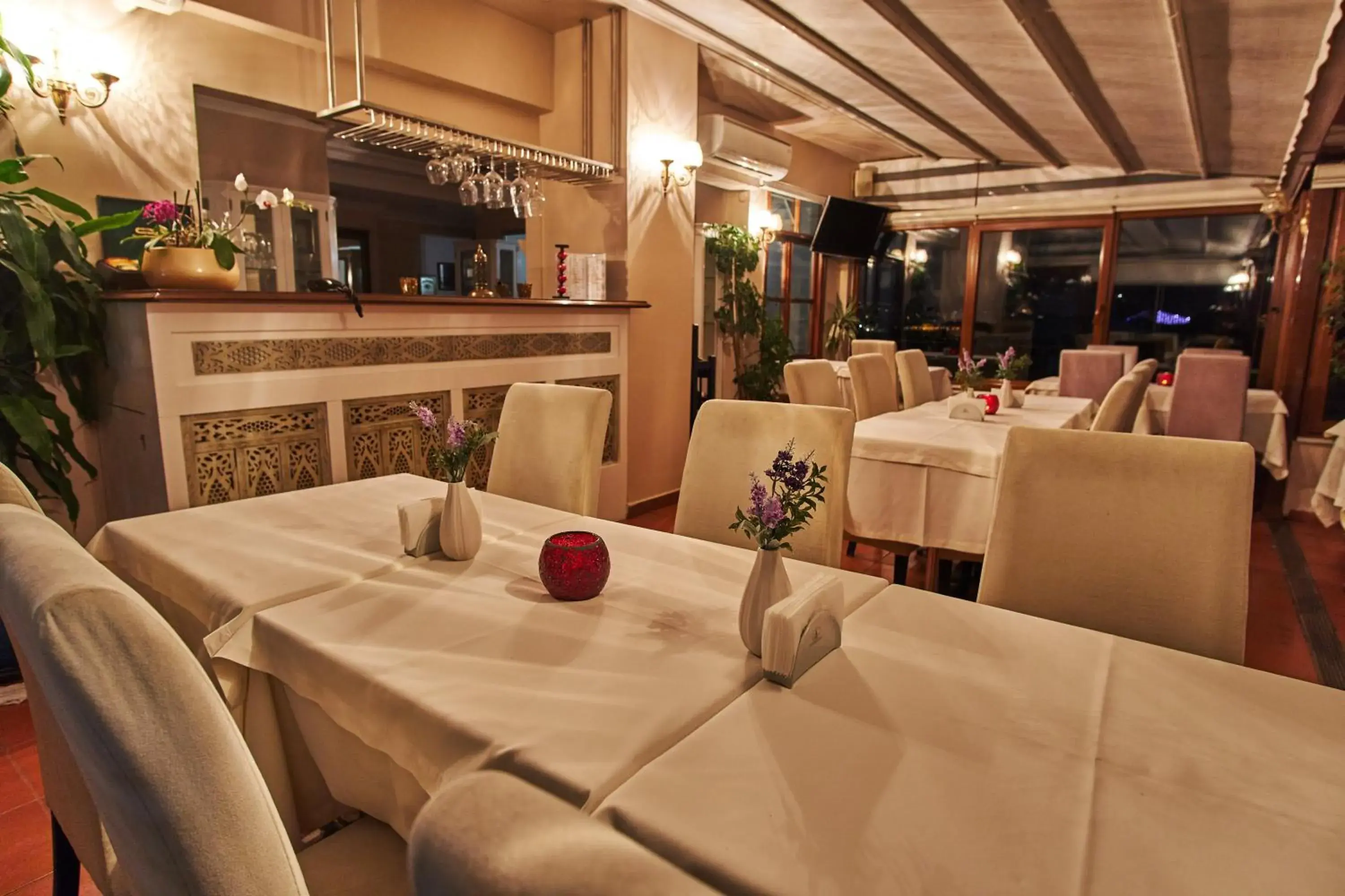 Restaurant/places to eat in Celal Sultan Hotel Special Class Restaurant/places to eat in Celal Sultan Hotel Special Class
