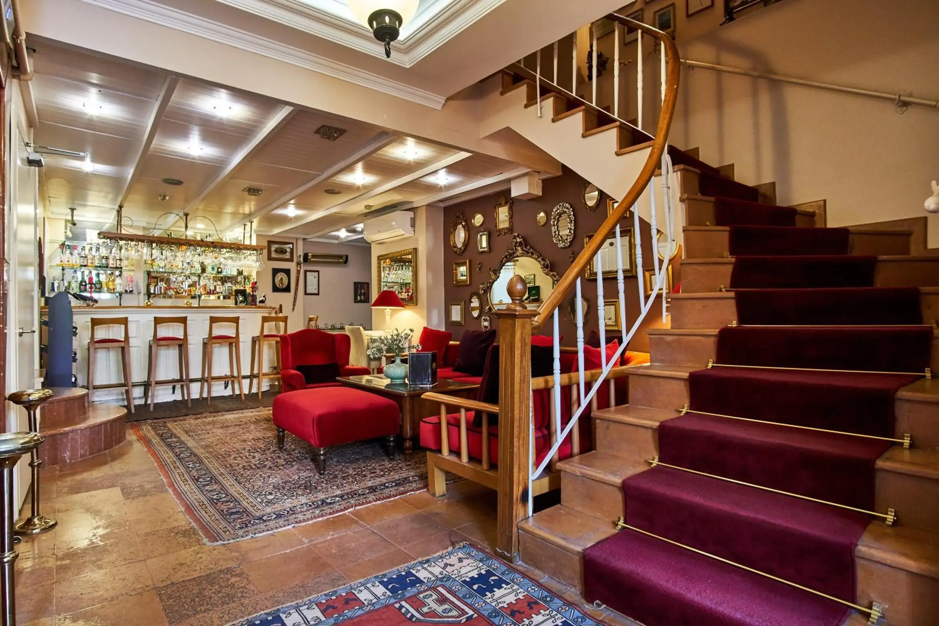 Lobby or reception in Celal Sultan Hotel Special Class Lobby or reception in Celal Sultan Hotel Special Class