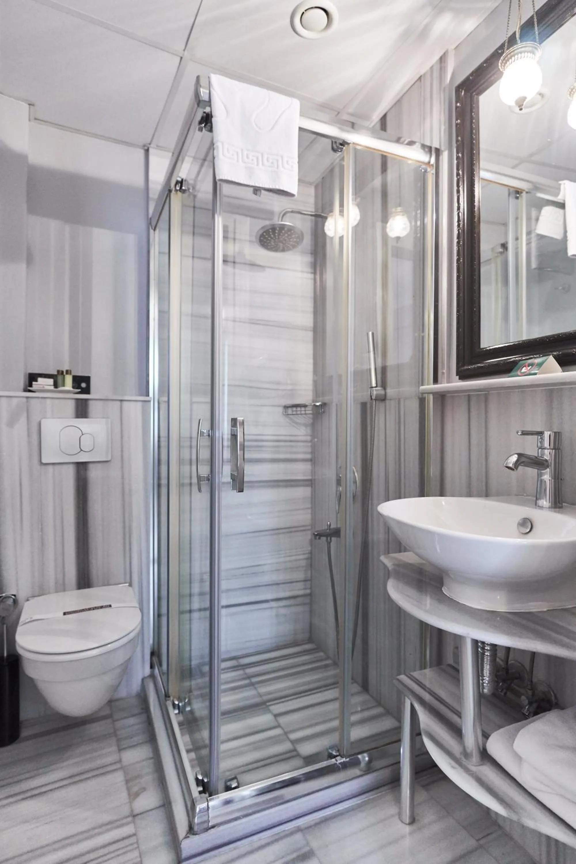 Bathroom in Celal Sultan Hotel Special Class