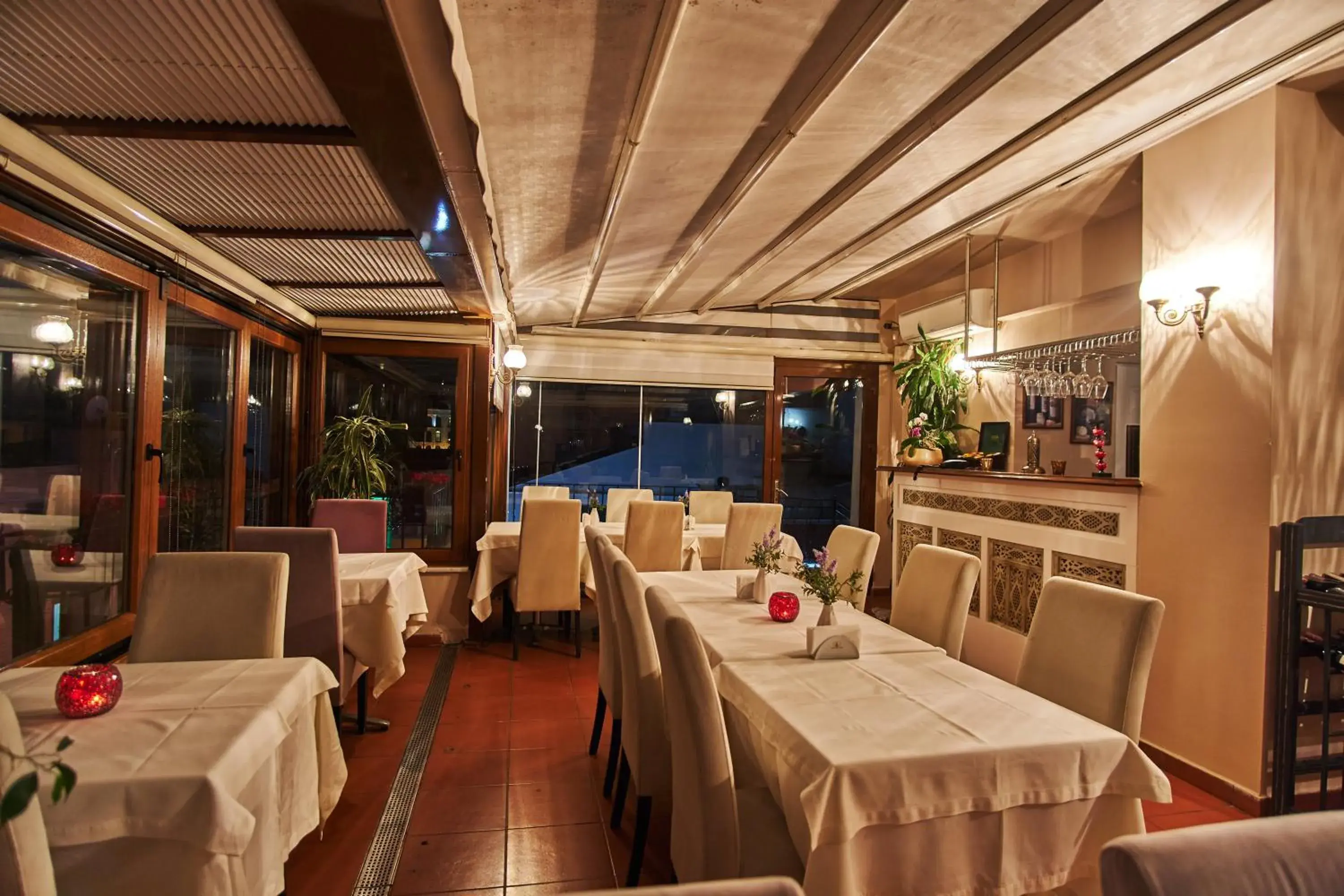 Restaurant/places to eat in Celal Sultan Hotel Special Class Restaurant/places to eat in Celal Sultan Hotel Special Class