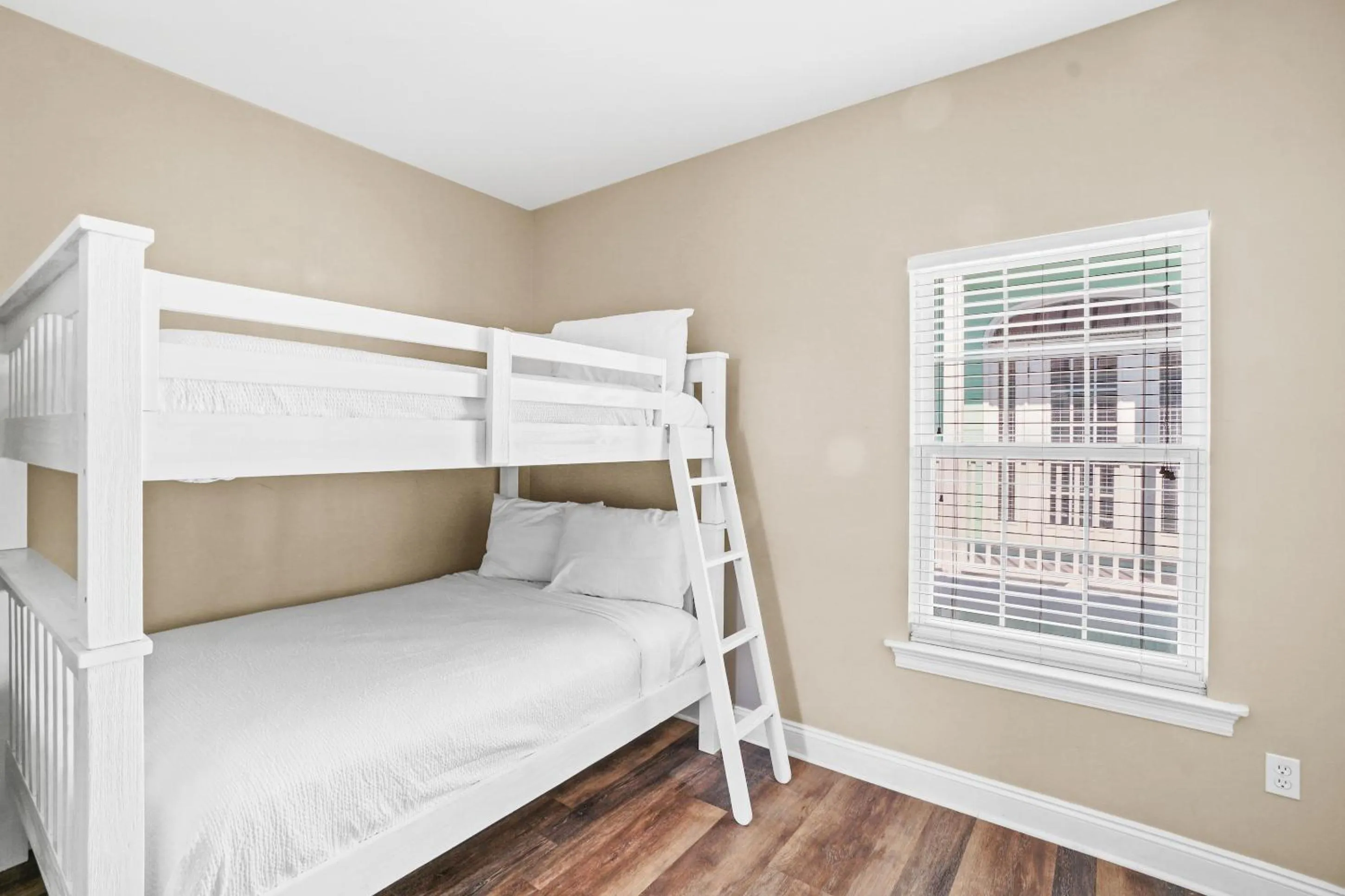 Bed in Summer Towne by Panhandle Getaways