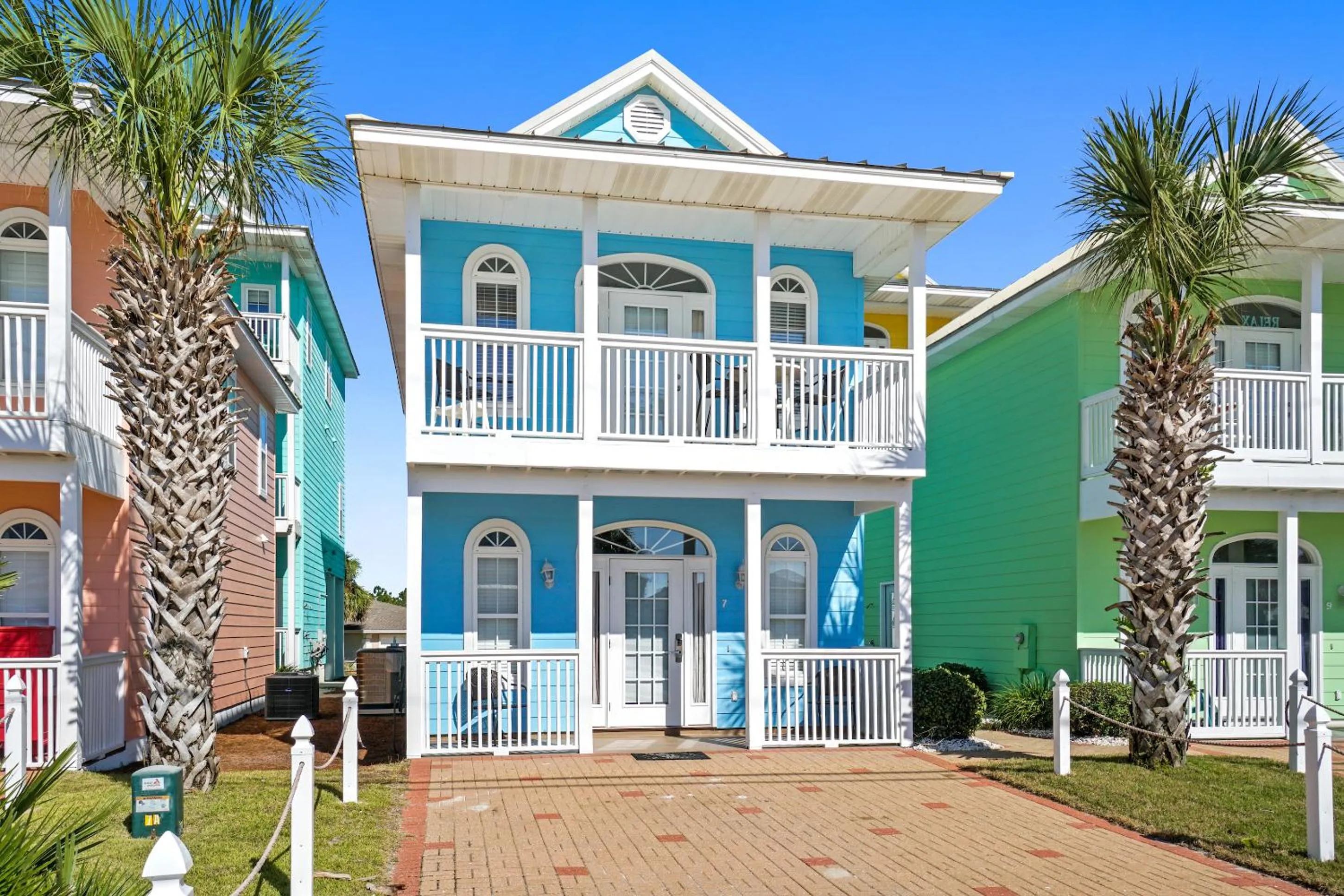 Property building in Summer Towne by Panhandle Getaways