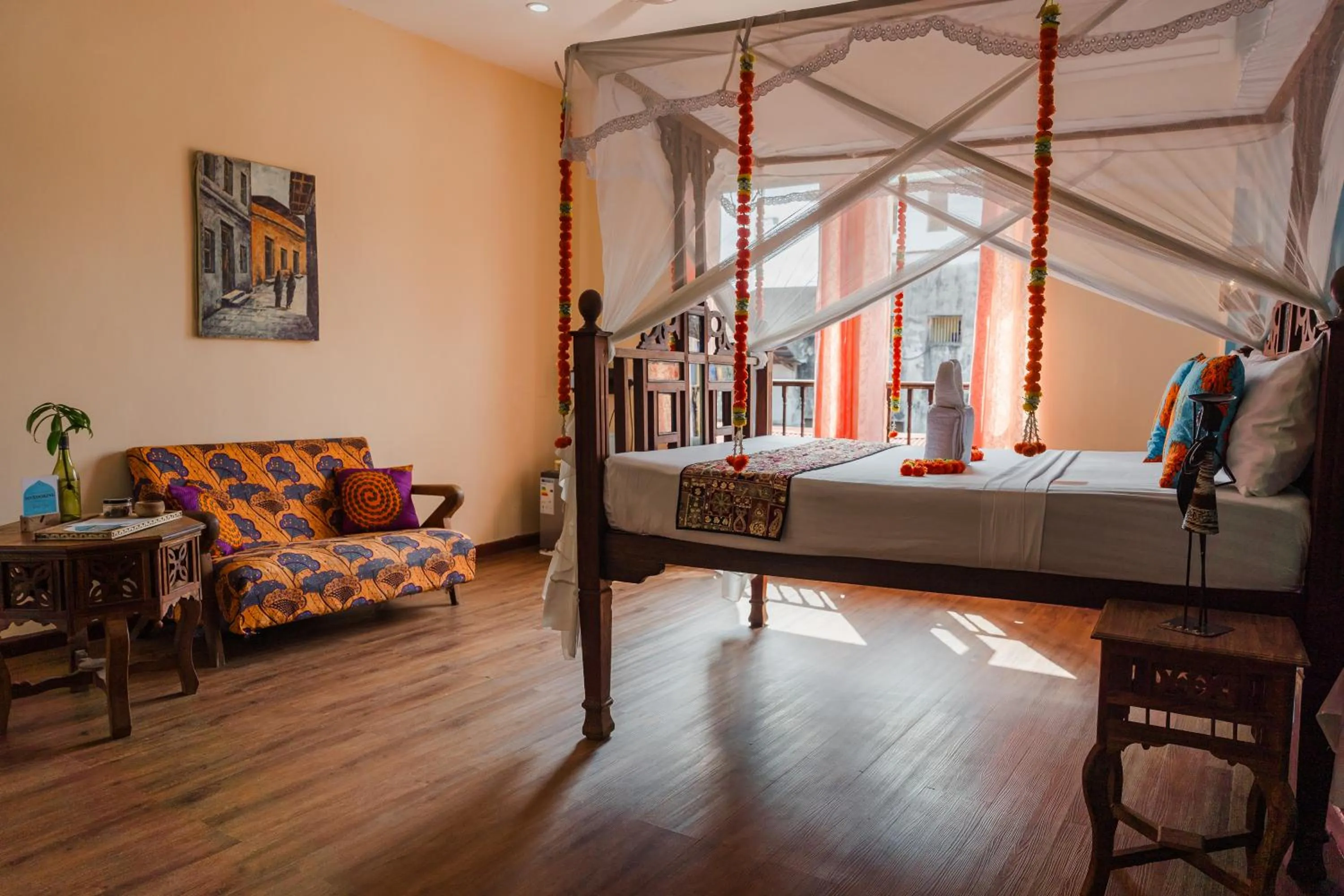 Photo of the whole room, Bed in Emerald Palm Boutique Hotel