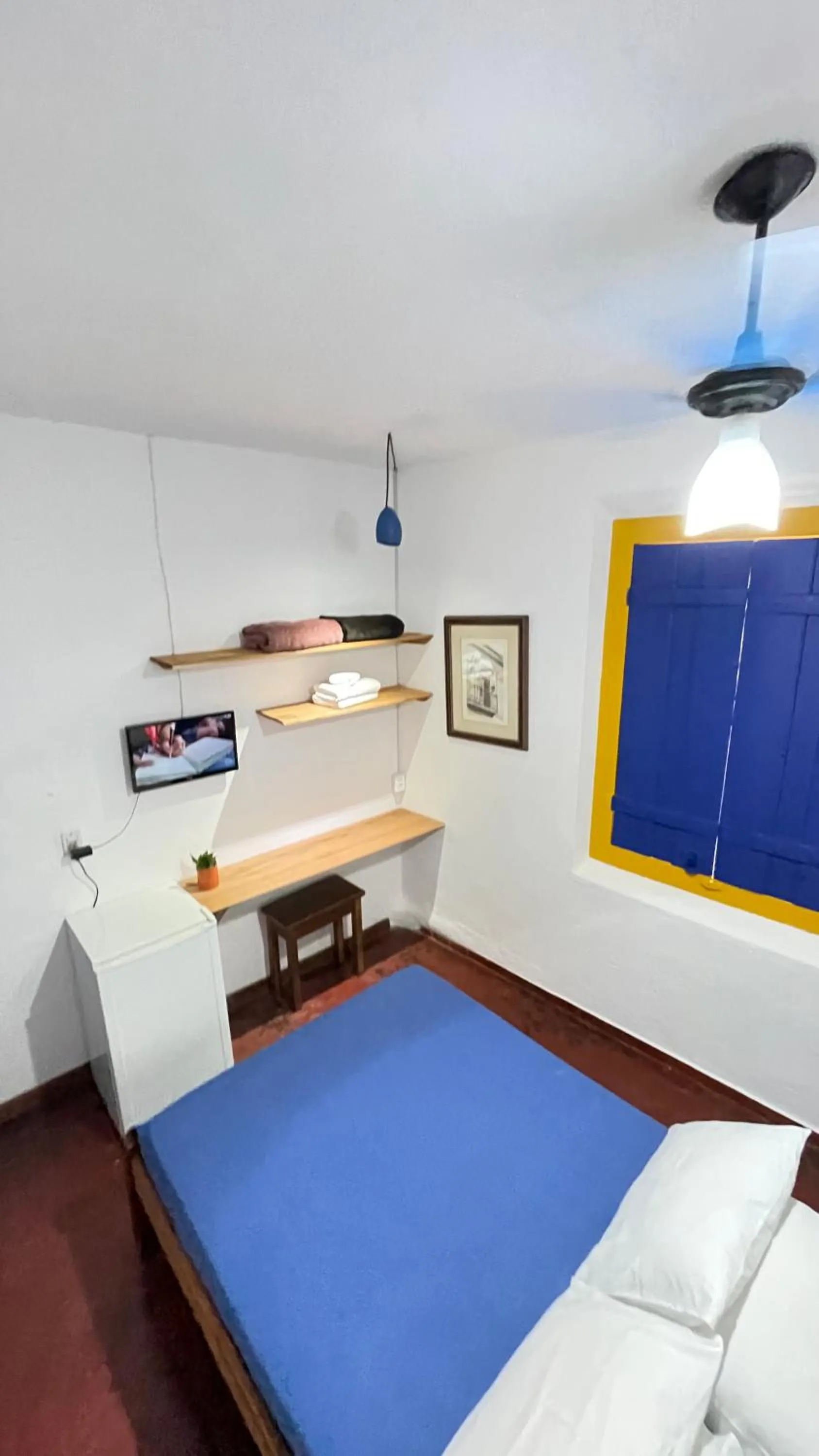 Photo of the whole room, Bed in Café e Prosa Centro Histórico