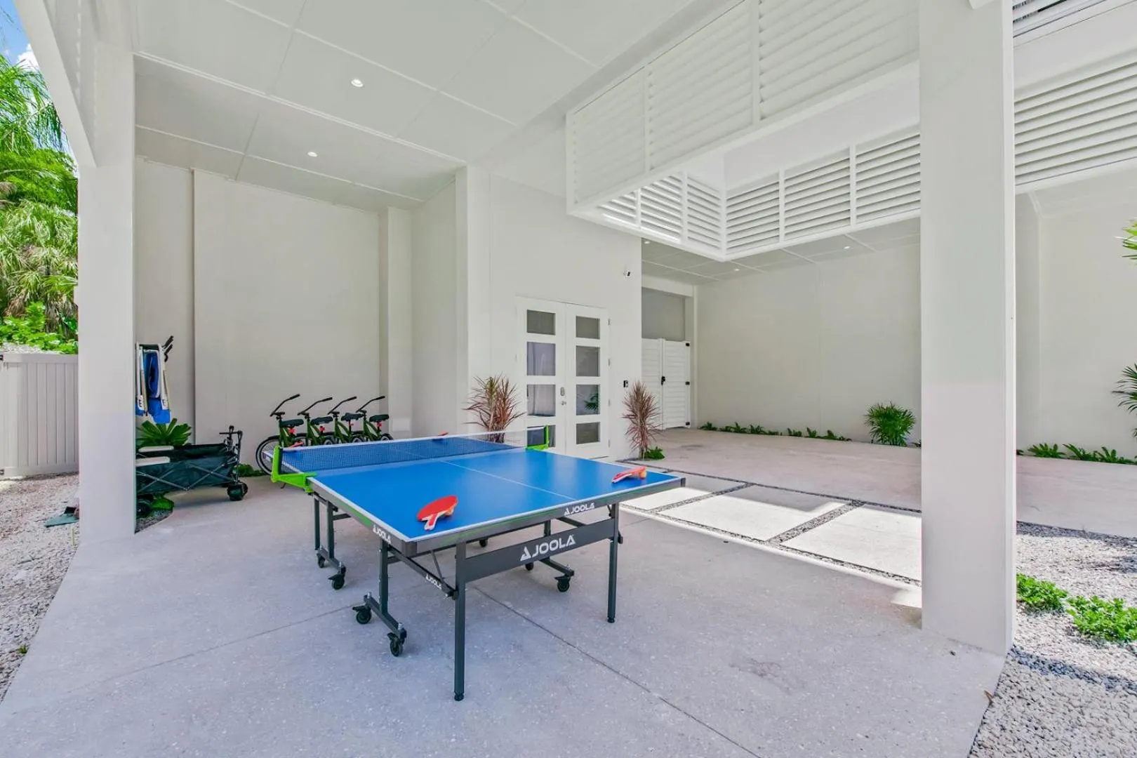 Other in The 19th Hole