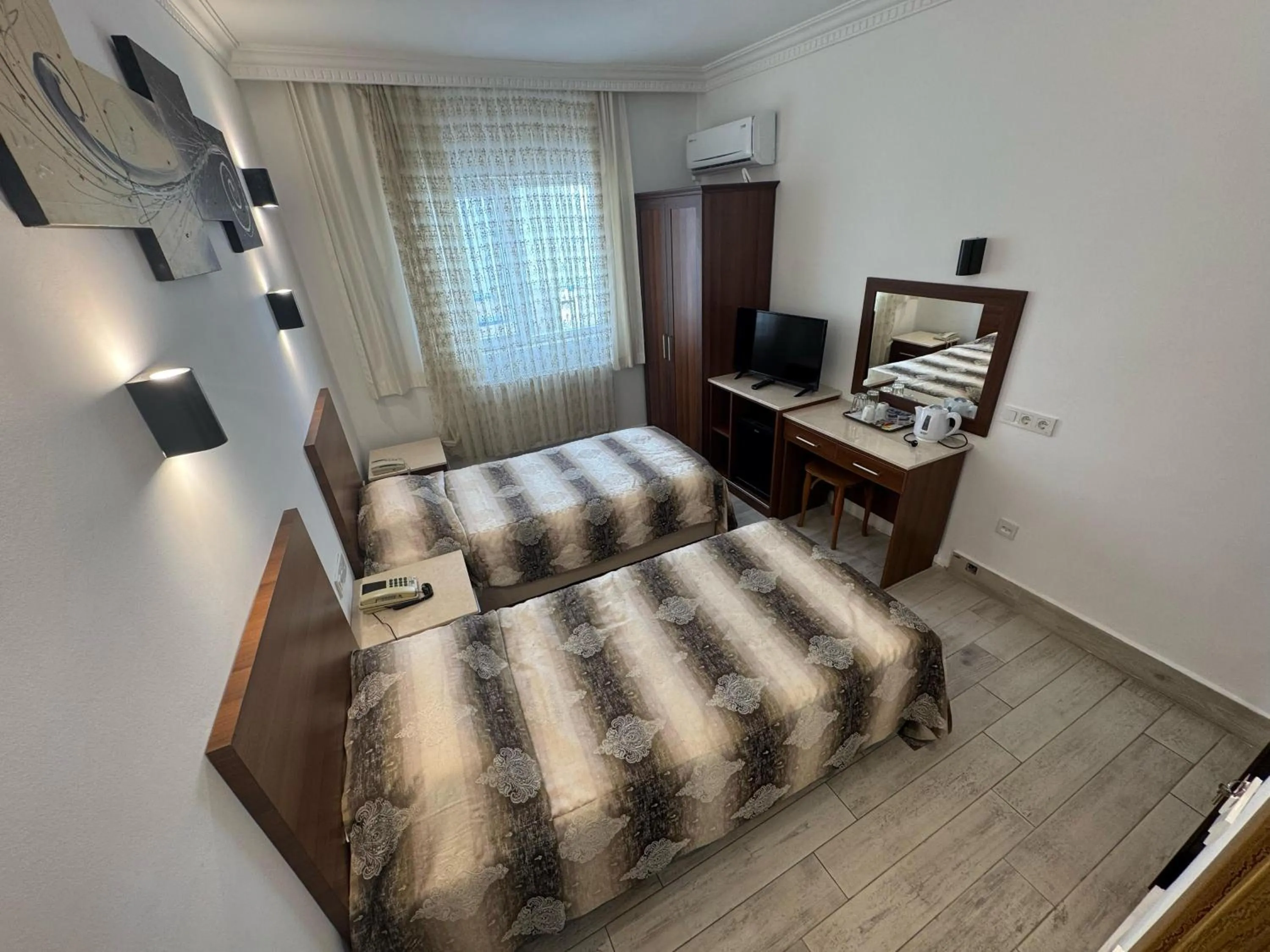 Bed in Hanedan Hotel