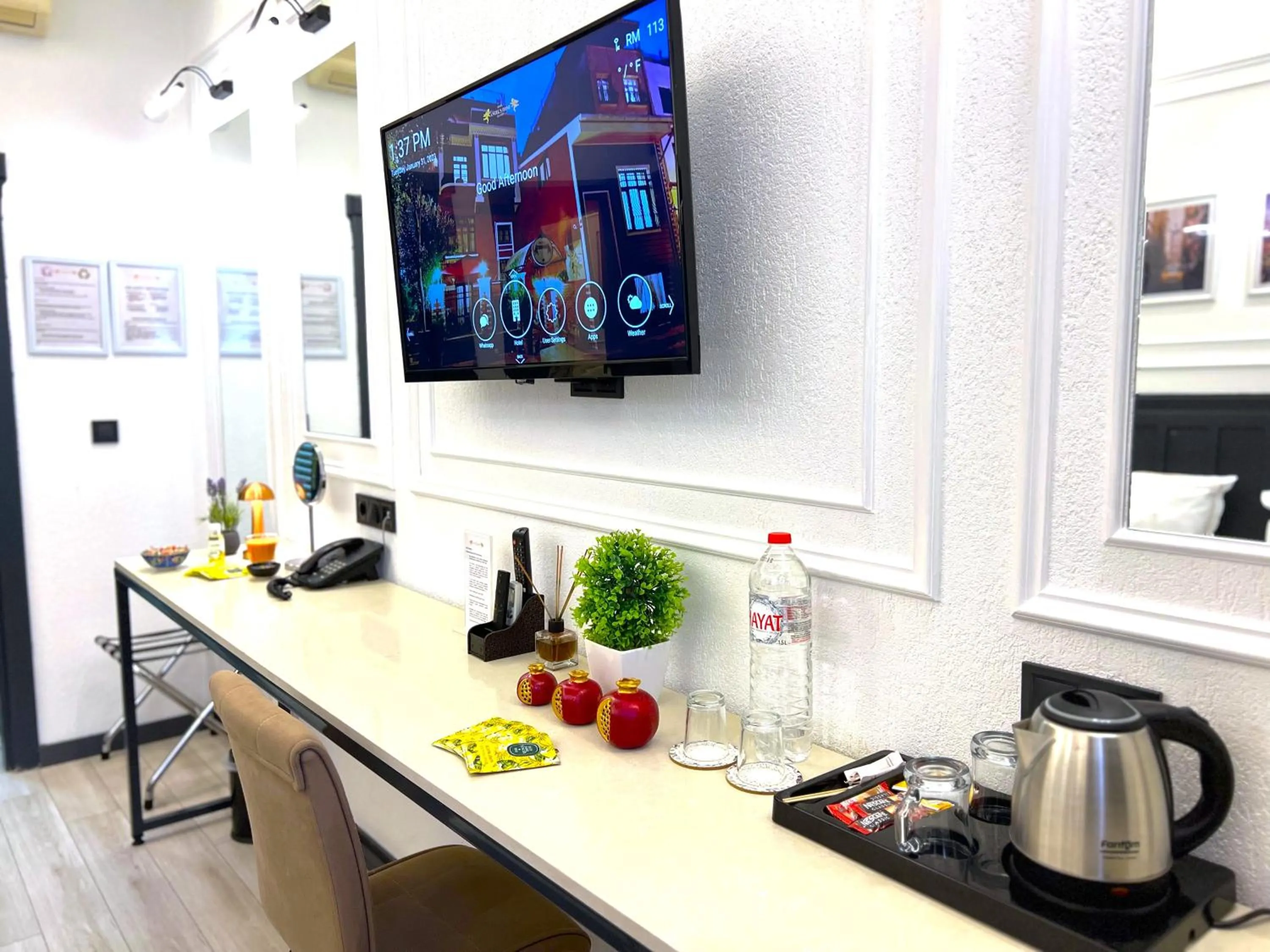 TV and multimedia in Angel's Home Hotel - Angel Group Hotels