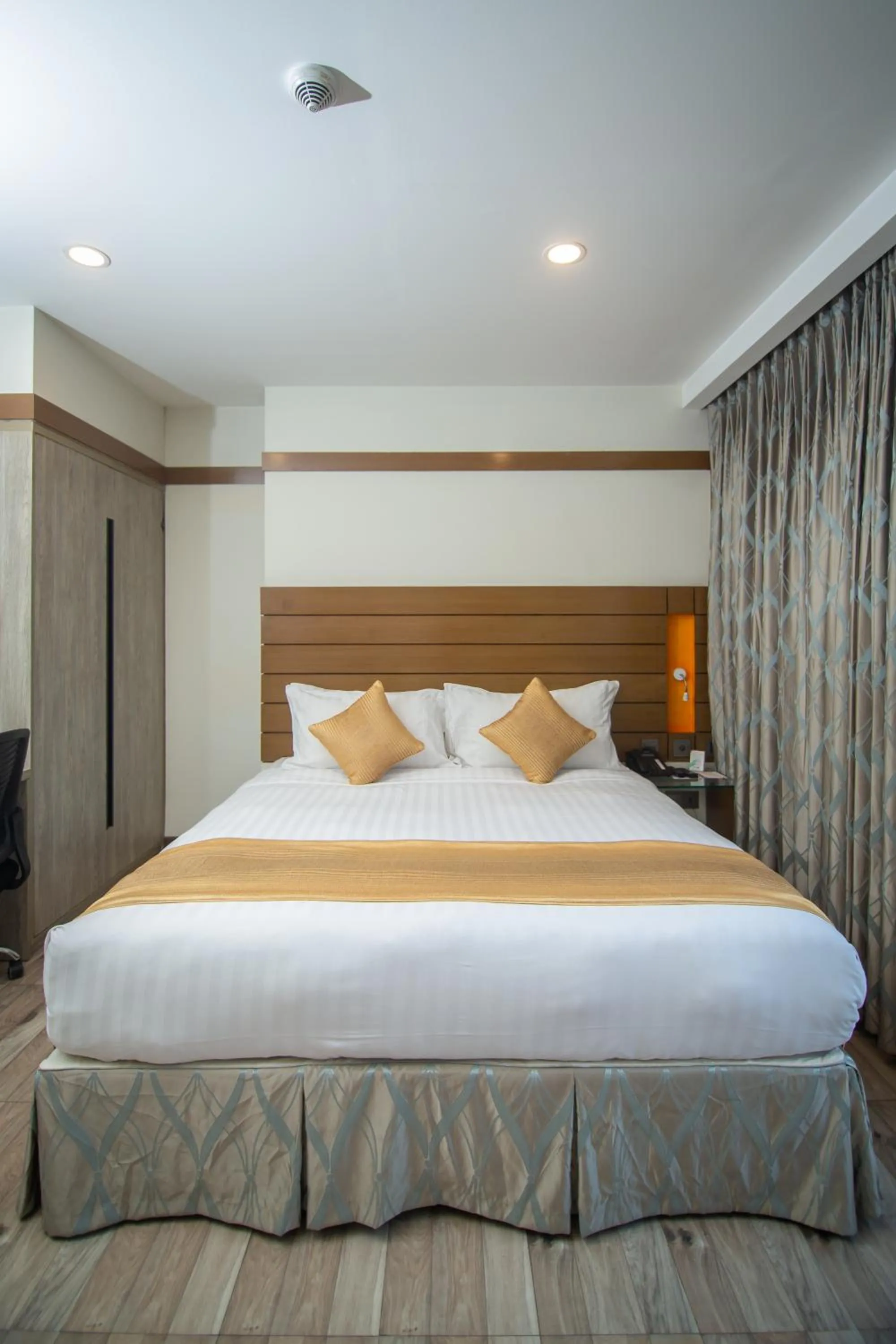 Bed in Hotel X Rajendrapur Gazipur