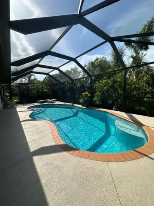 Villa Nicol