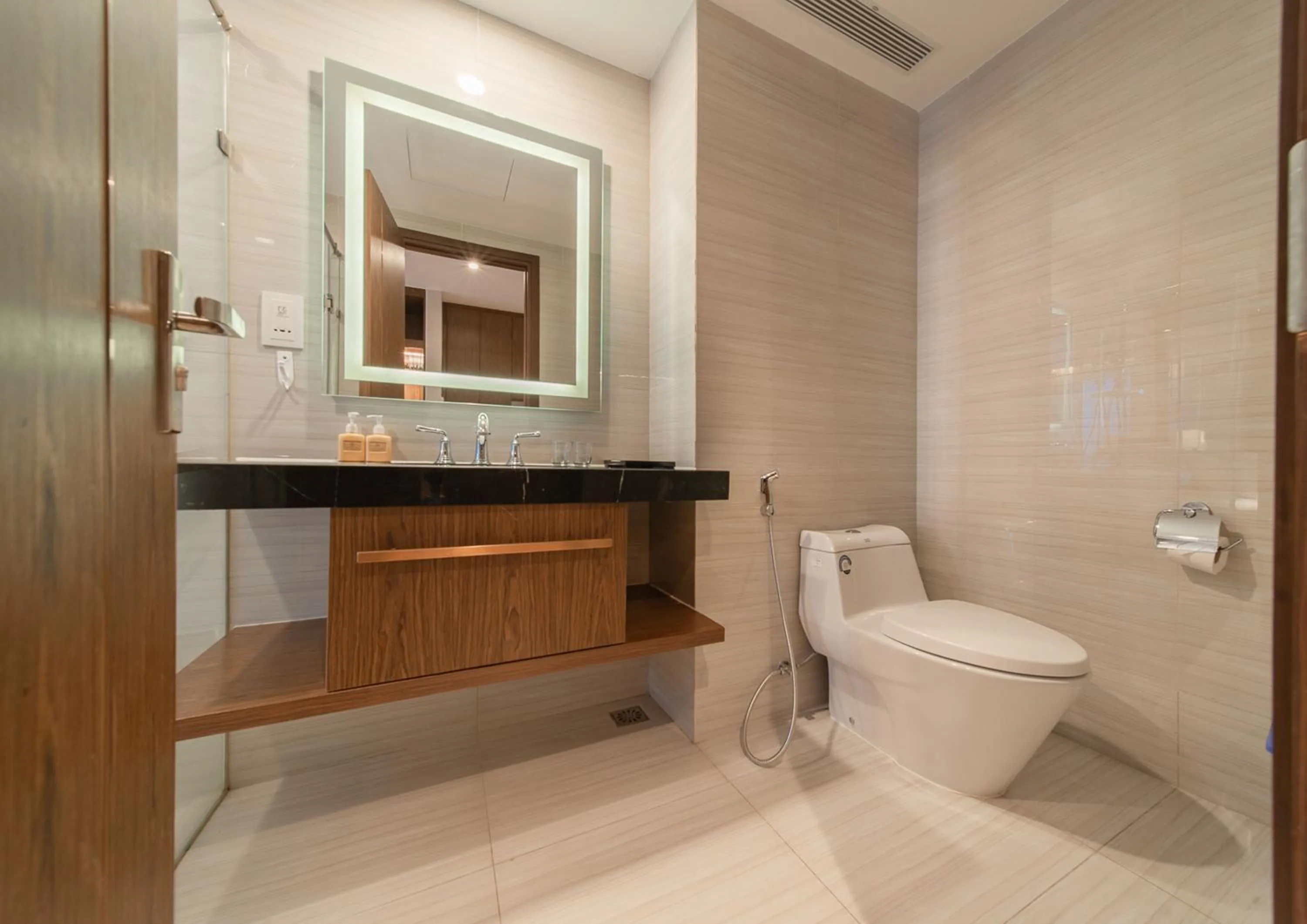 SeaHaven Panorama Nha Trang Superview Apartments