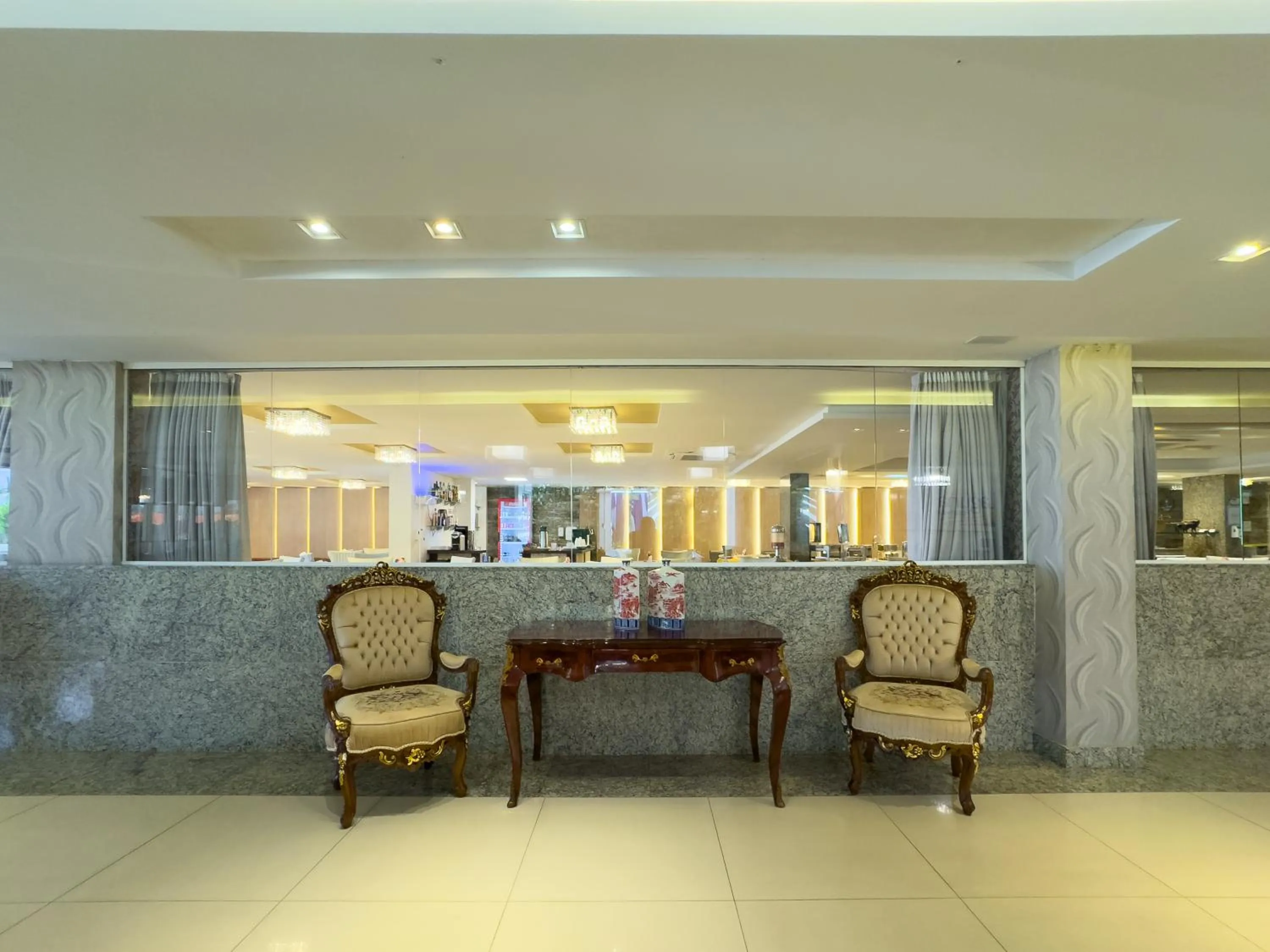 Living room in Laguna Praia Hotel