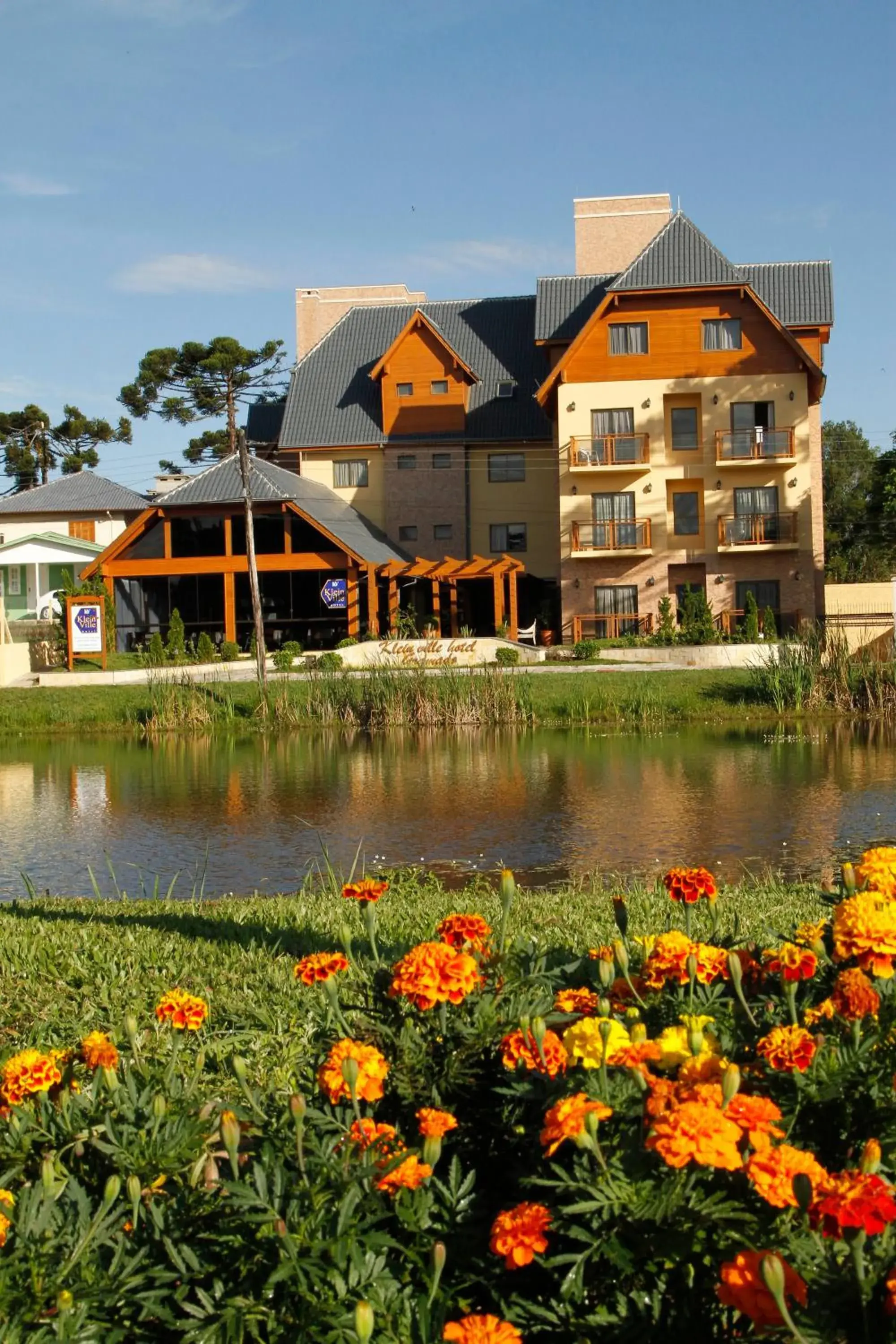 Facade/entrance in Sky Ville Hotel Gramado Facade/entrance in Sky Ville Hotel Gramado