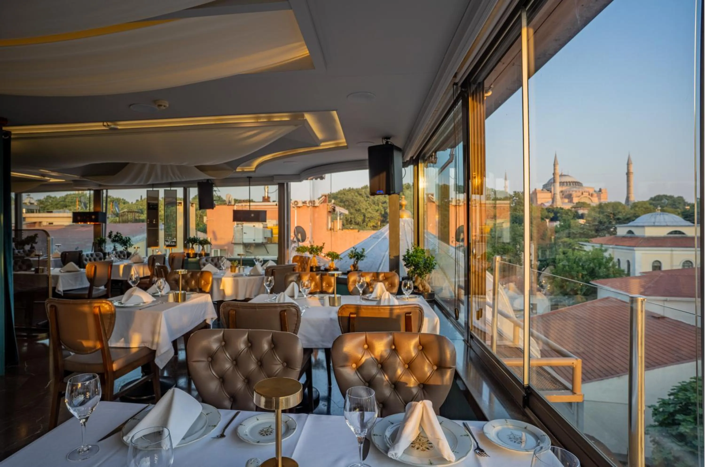 Restaurant/places to eat in Romance Istanbul Hotel Boutique Class