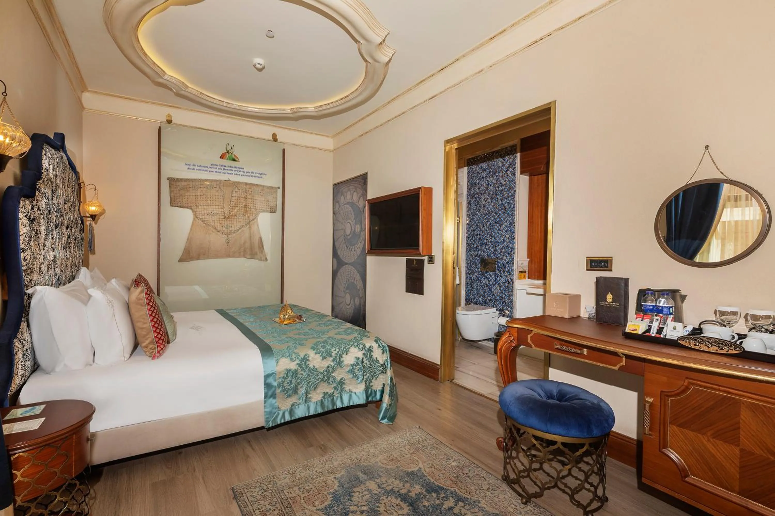 Bedroom, Bed in Romance Istanbul Hotel Boutique Class