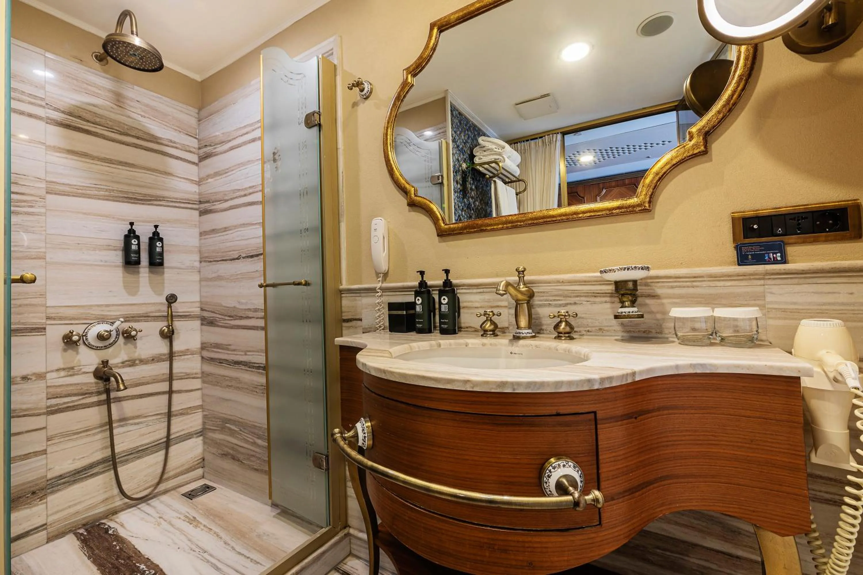 Shower in Romance Istanbul Hotel Boutique Class
