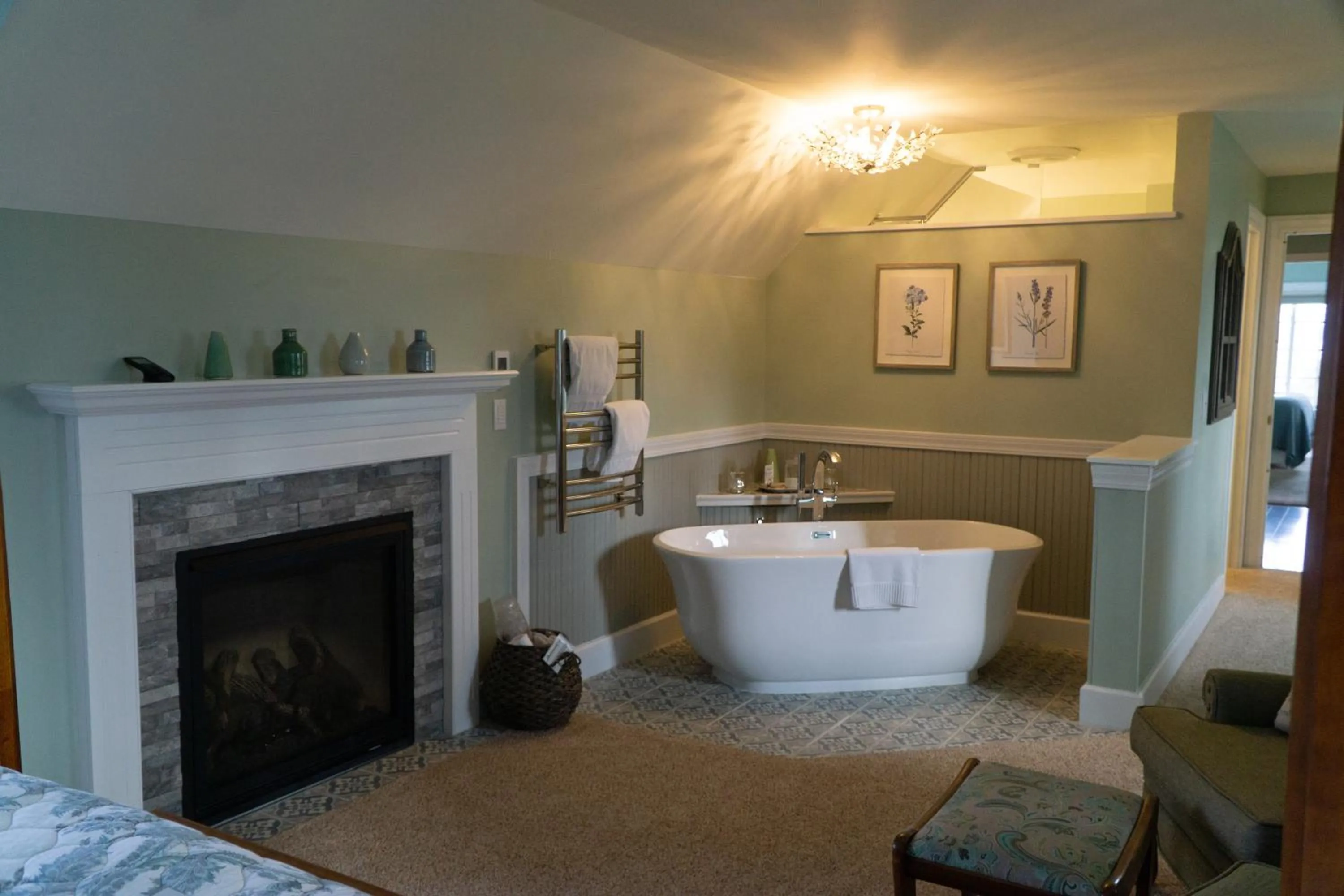 Ravenscroft Inn