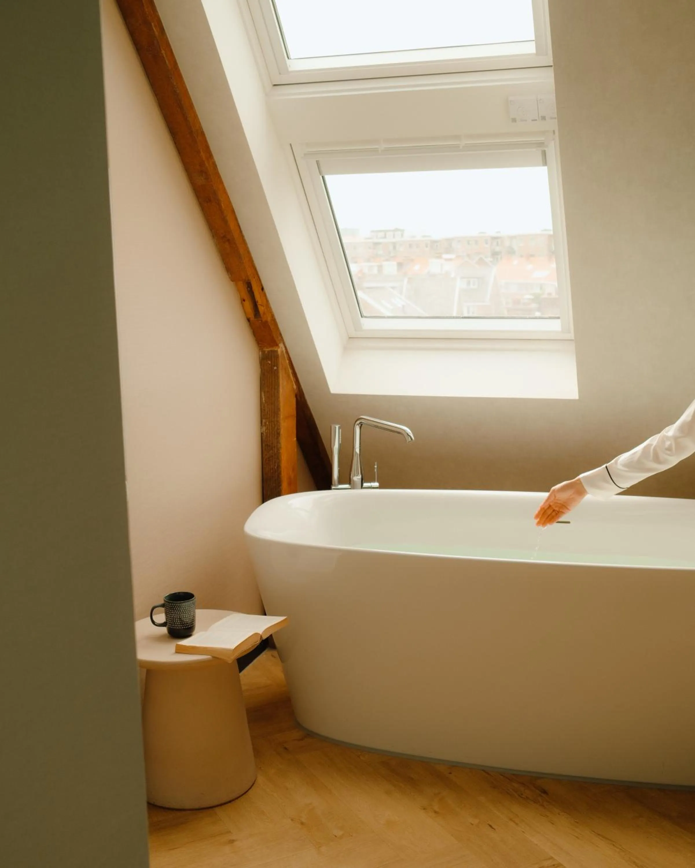 Bath in Ocean House Scheveningen