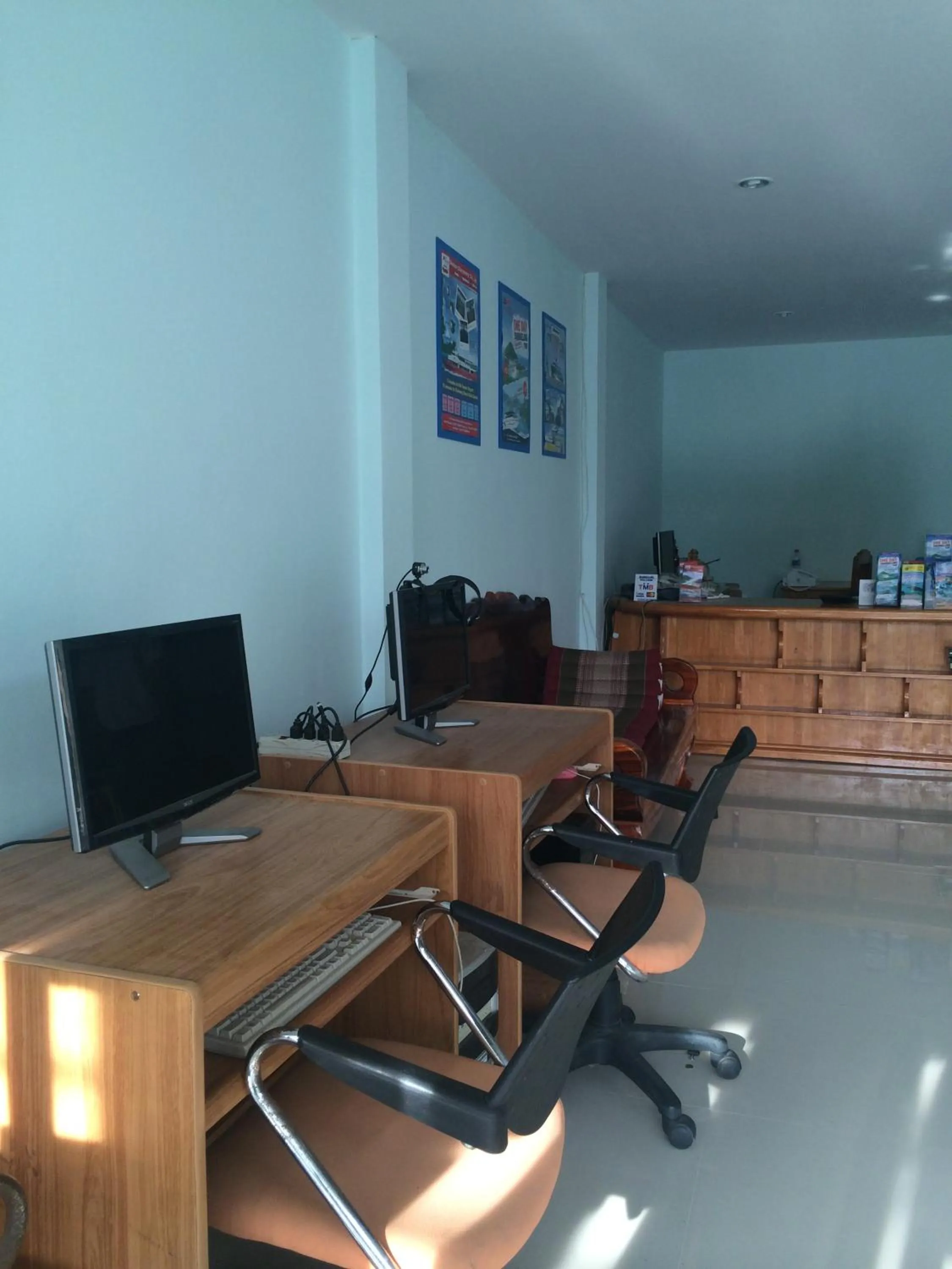Business facilities in Maehaad Guesthouse