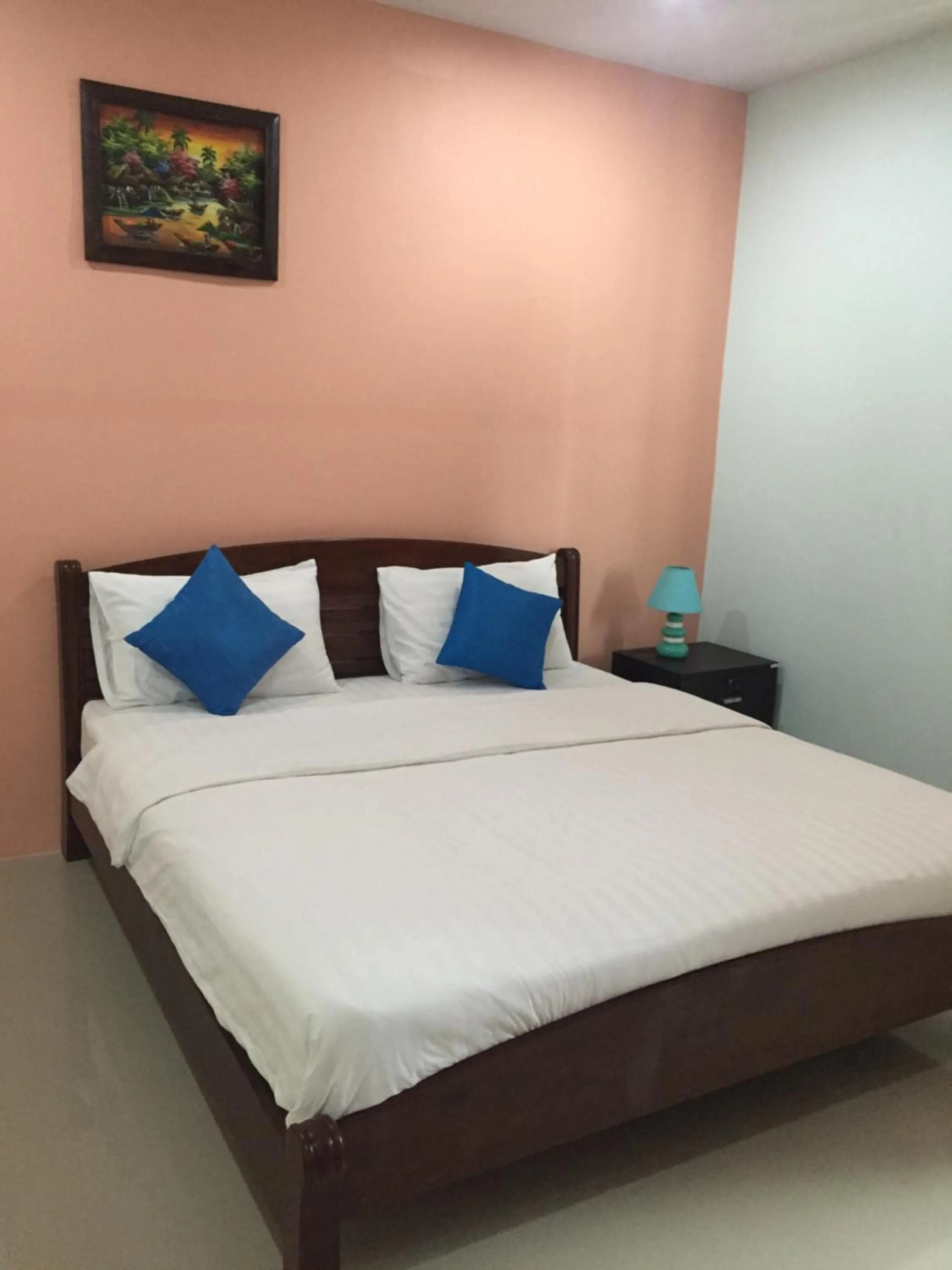 Bed in Maehaad Guesthouse