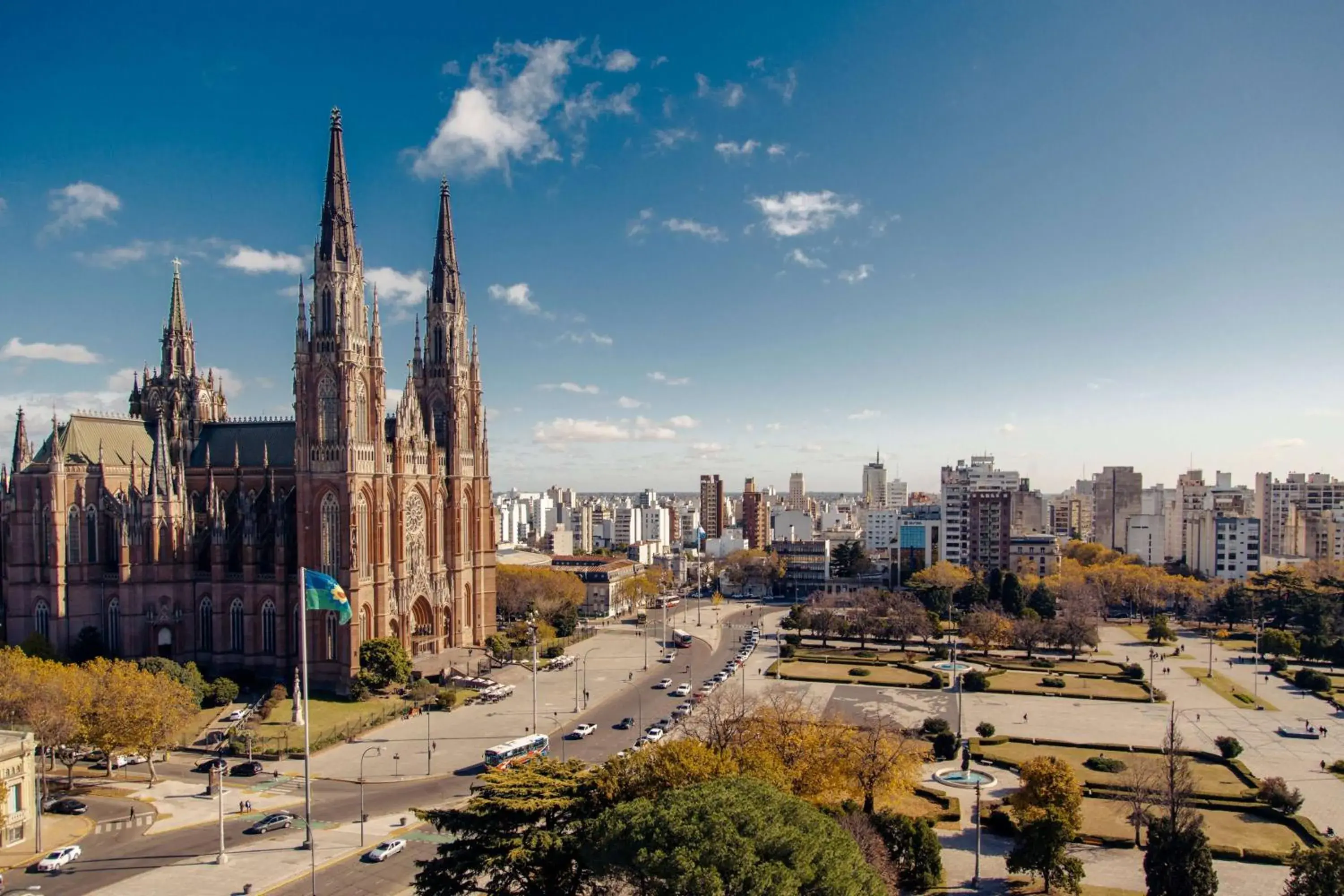 Property building in Dazzler by Wyndham La Plata Property building in Dazzler by Wyndham La Plata