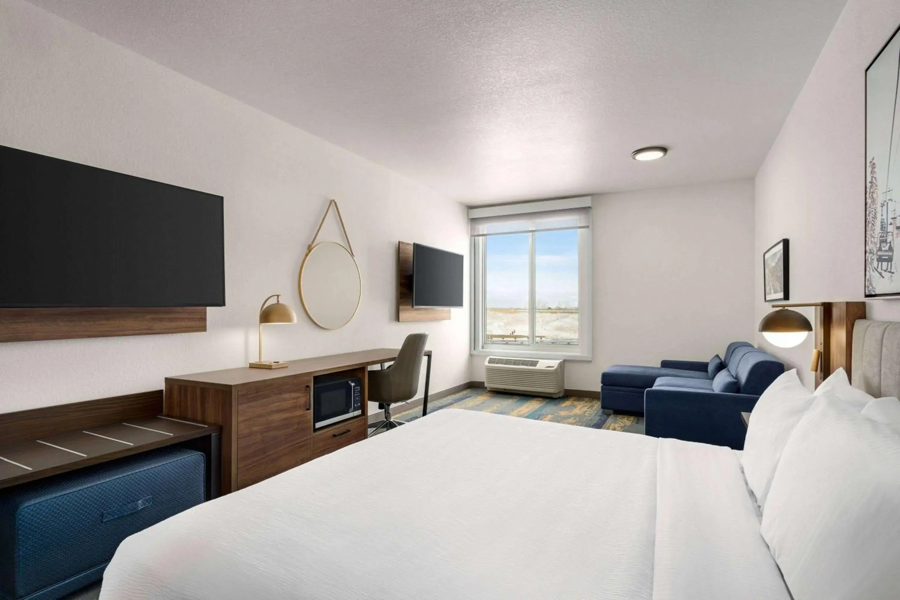 1 King Bed, Deluxe Mobility Accessible Suite, Bathtub w/ Grab Bars, Non-Smoking in La Quinta Inn & Suites by Wyndham Denver Parker 1 King Bed, Deluxe Mobility Accessible Suite, Bathtub w/ Grab Bars, Non-Smoking in La Quinta Inn & Suites by Wyndham Denver Parker
