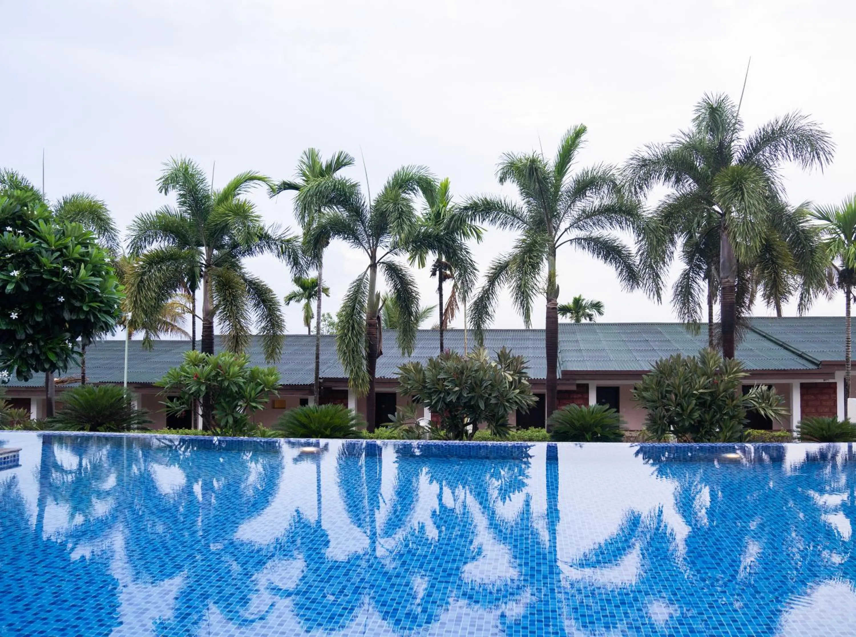 Swimming pool in Greenleaf The Resort & Spa, Ganpatipule