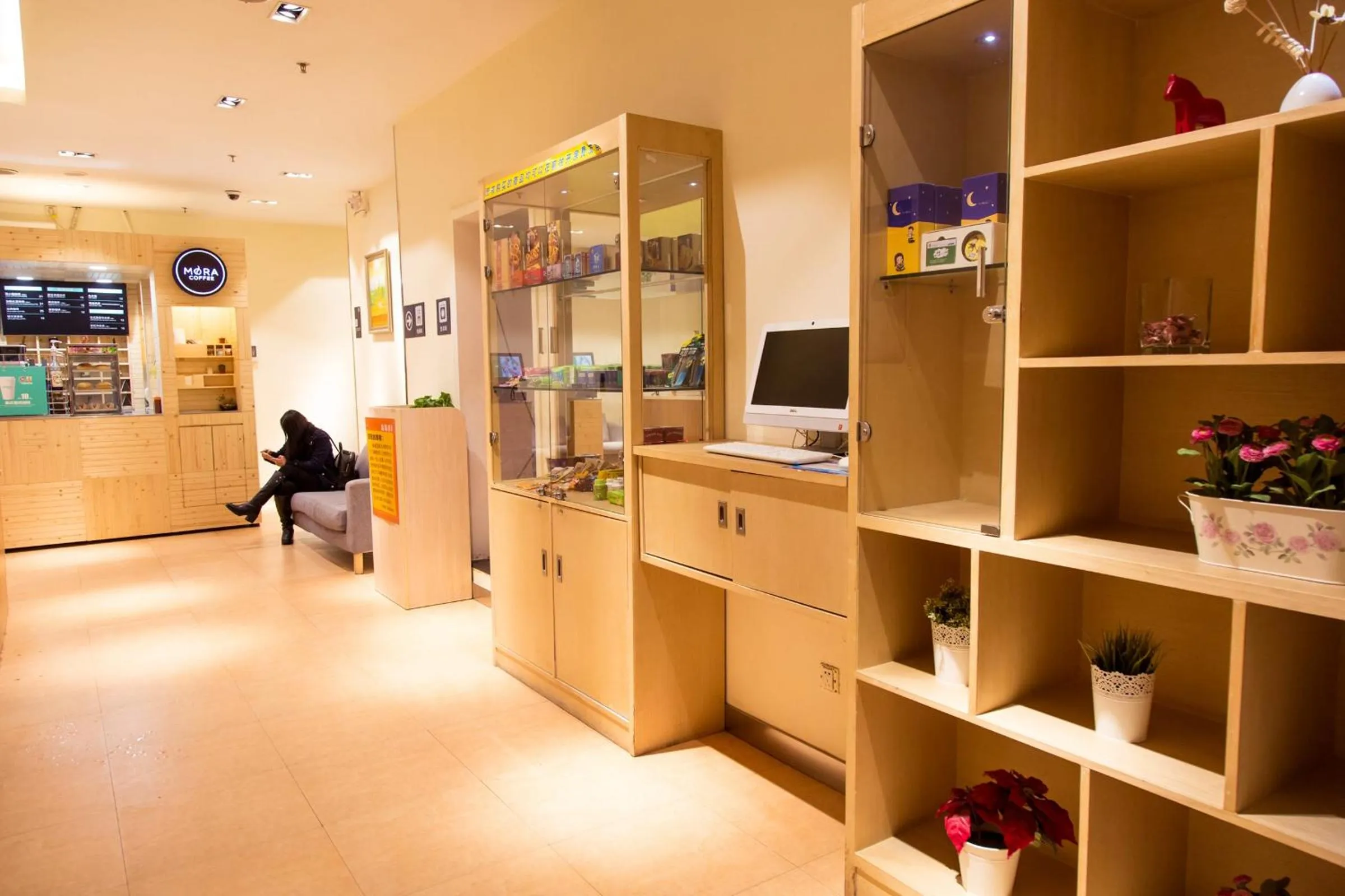 Business facilities in 7Days Premium Guangzhou Kecun Subway Station