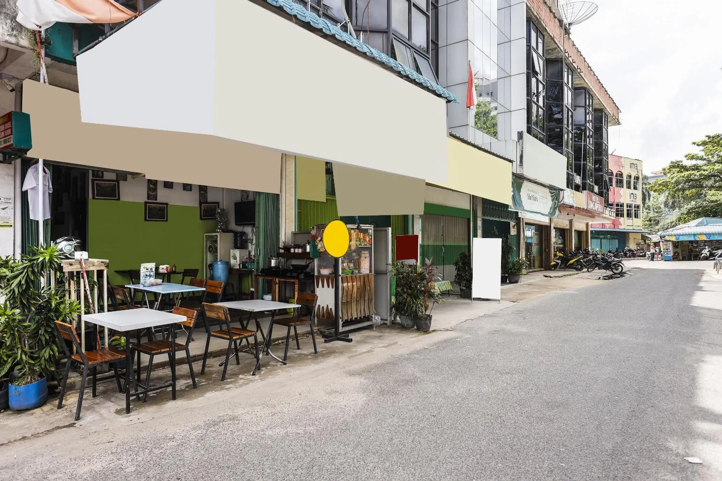 Facade/entrance in Hotel O Wr House Syariah BatamNearEast Coast Park Facade/entrance in Hotel O Wr House Syariah BatamNearEast Coast Park